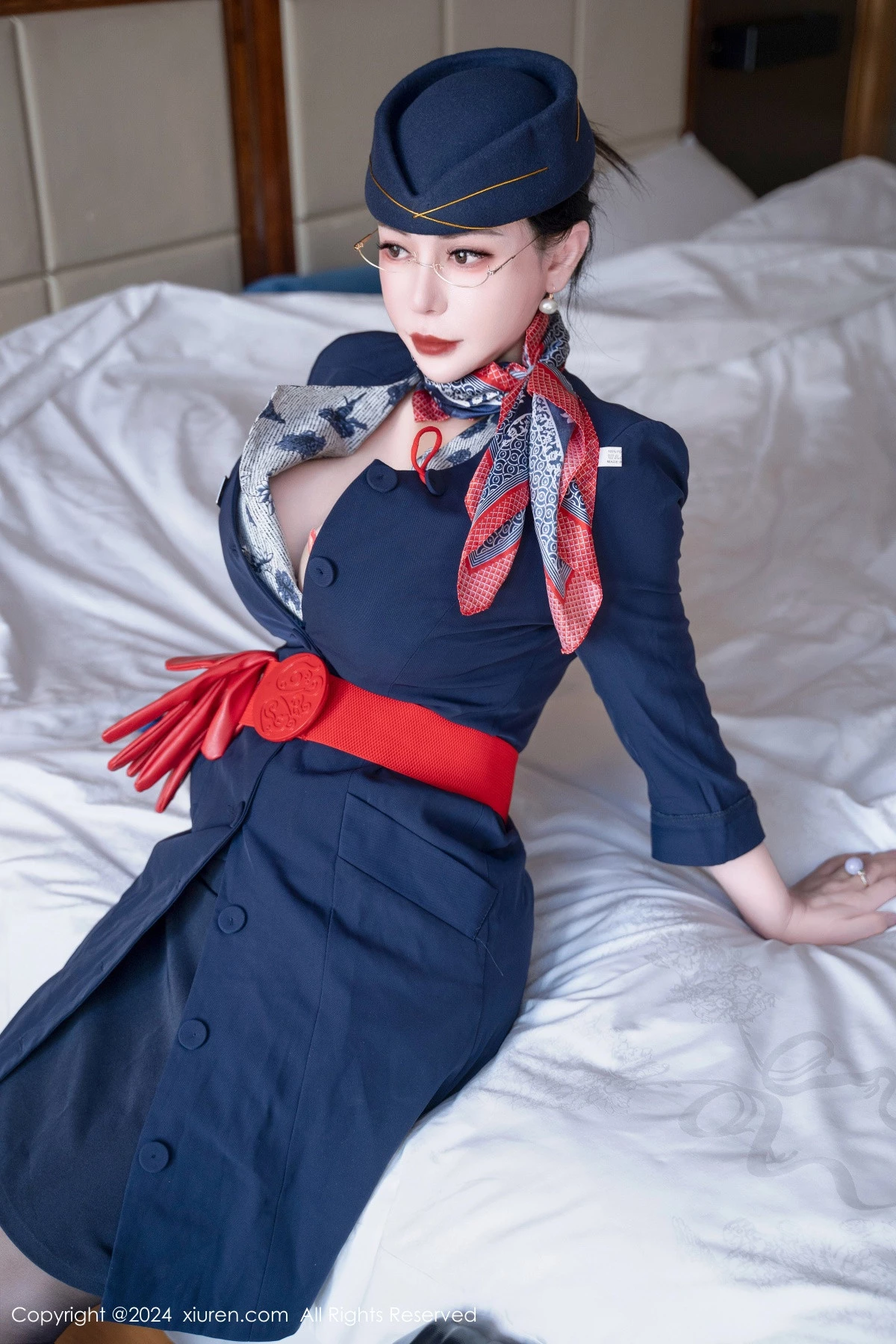 [XiuRen秀人网] 2024.03.19 No.8253 悦悦姐 黑丝美臀 [75P] NO.1