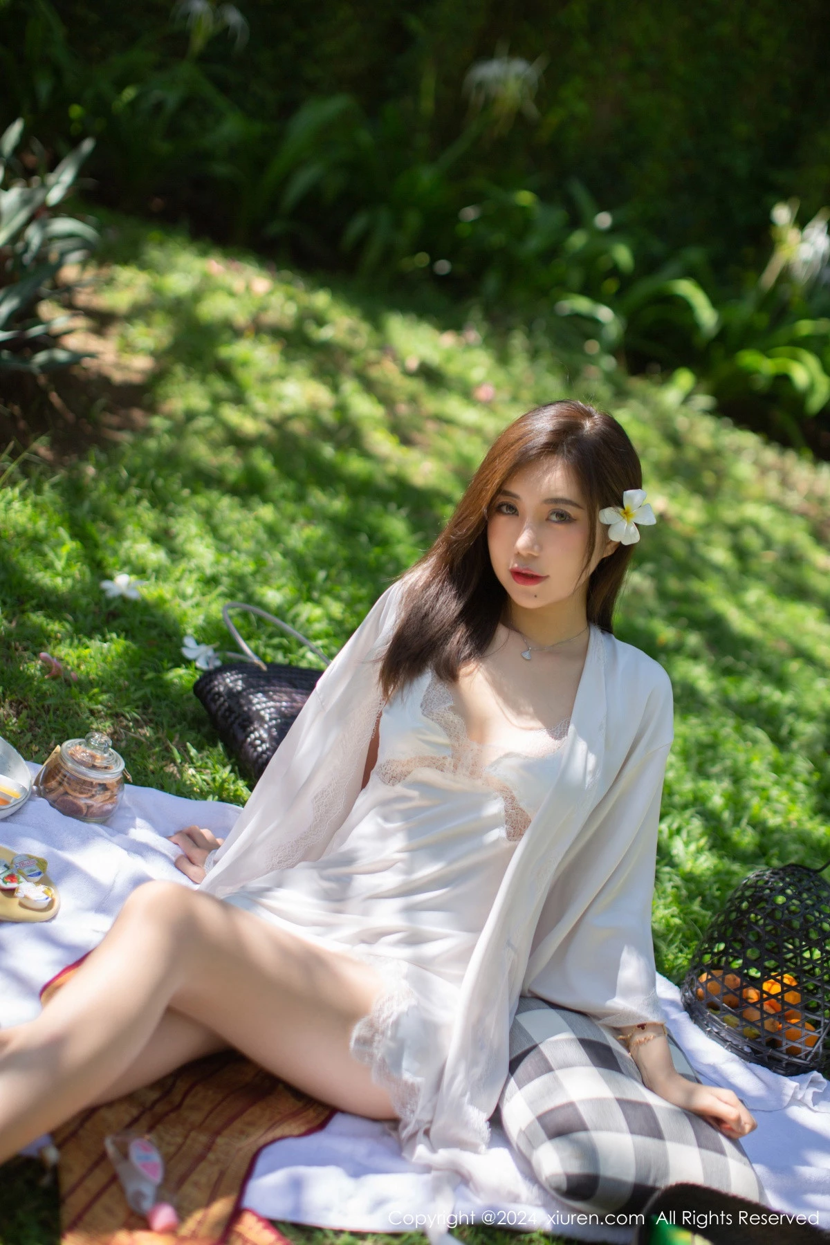 [XiuRen秀人网] 2024.03.19 No.8256 绮里嘉ula 美腿丝袜 [75P] NO.2