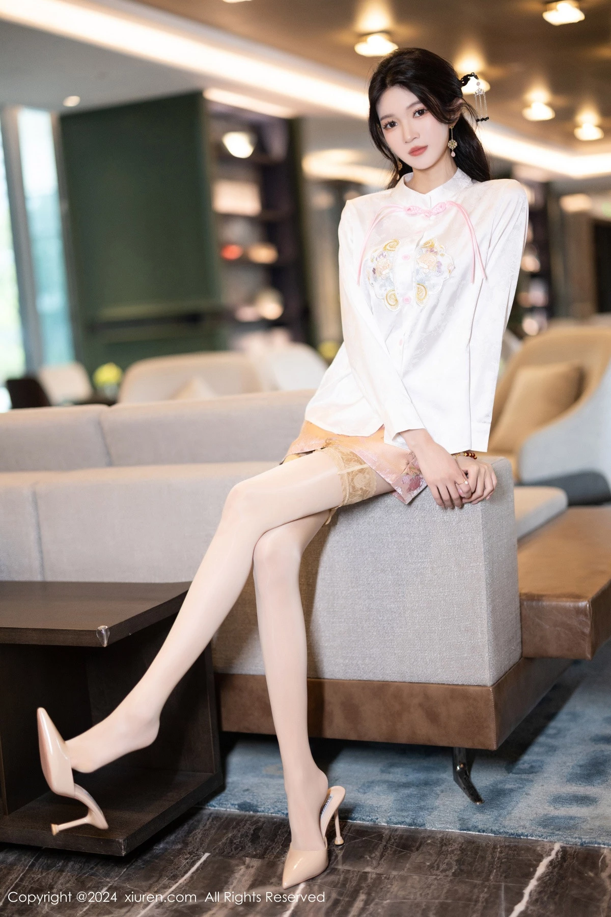 [XiuRen秀人网] 2024.04.07 No.8347 程程程- 丝袜美腿 [85P] NO.10