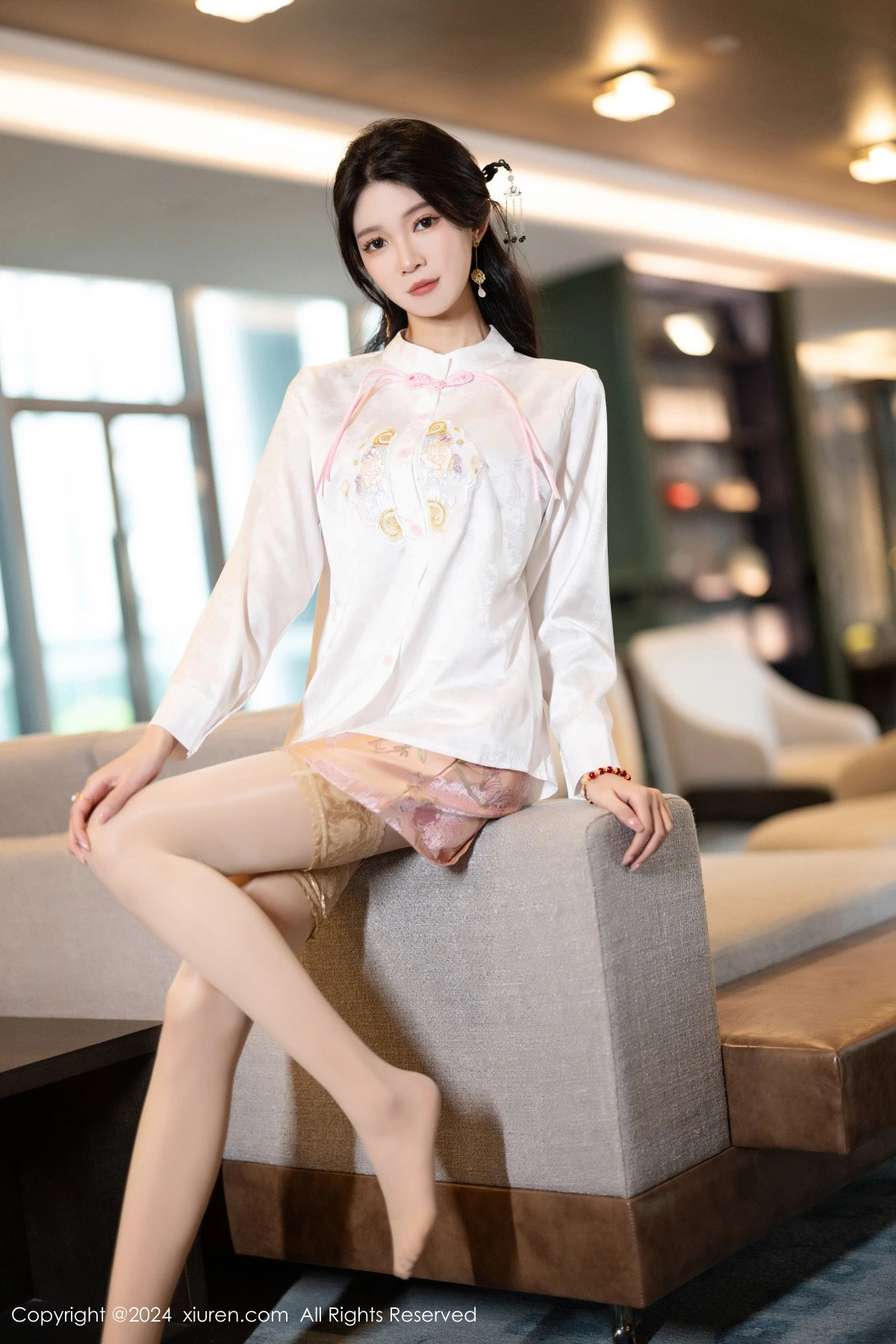 [XiuRen秀人网] 2024.04.07 No.8347 程程程- 丝袜美腿 [85P] NO.6