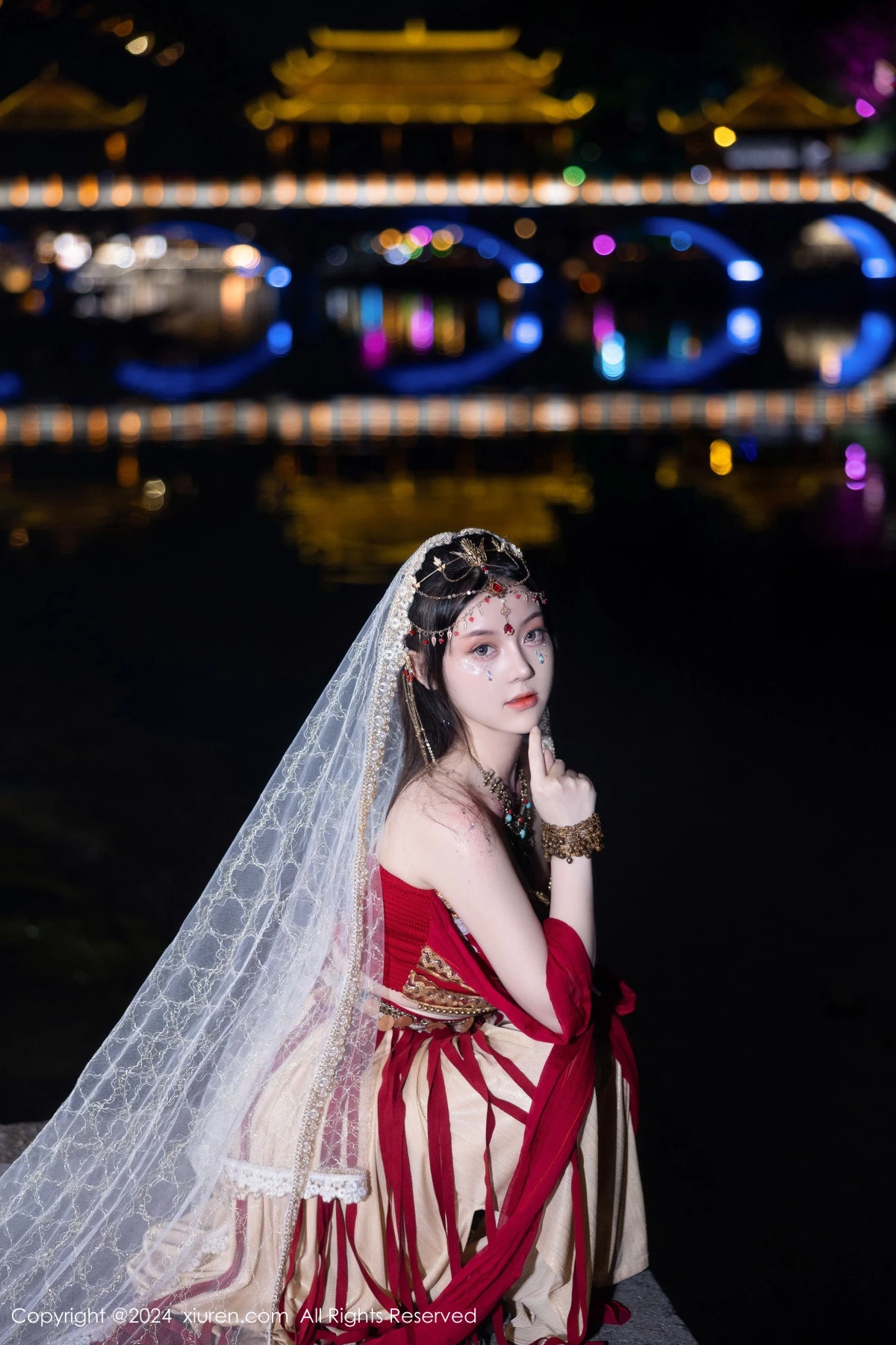 [XiuRen秀人网] 2024.04.07 No.8349 豆瓣酱 美乳性感 [82P] NO.8