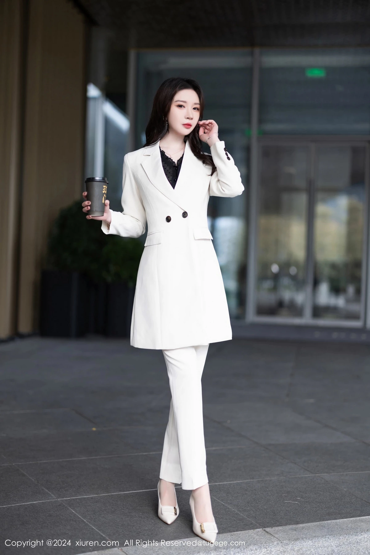 [XiuRen秀人网] 2024.04.08 No.8354 梦心玥 丝袜美腿 [90P] NO.2