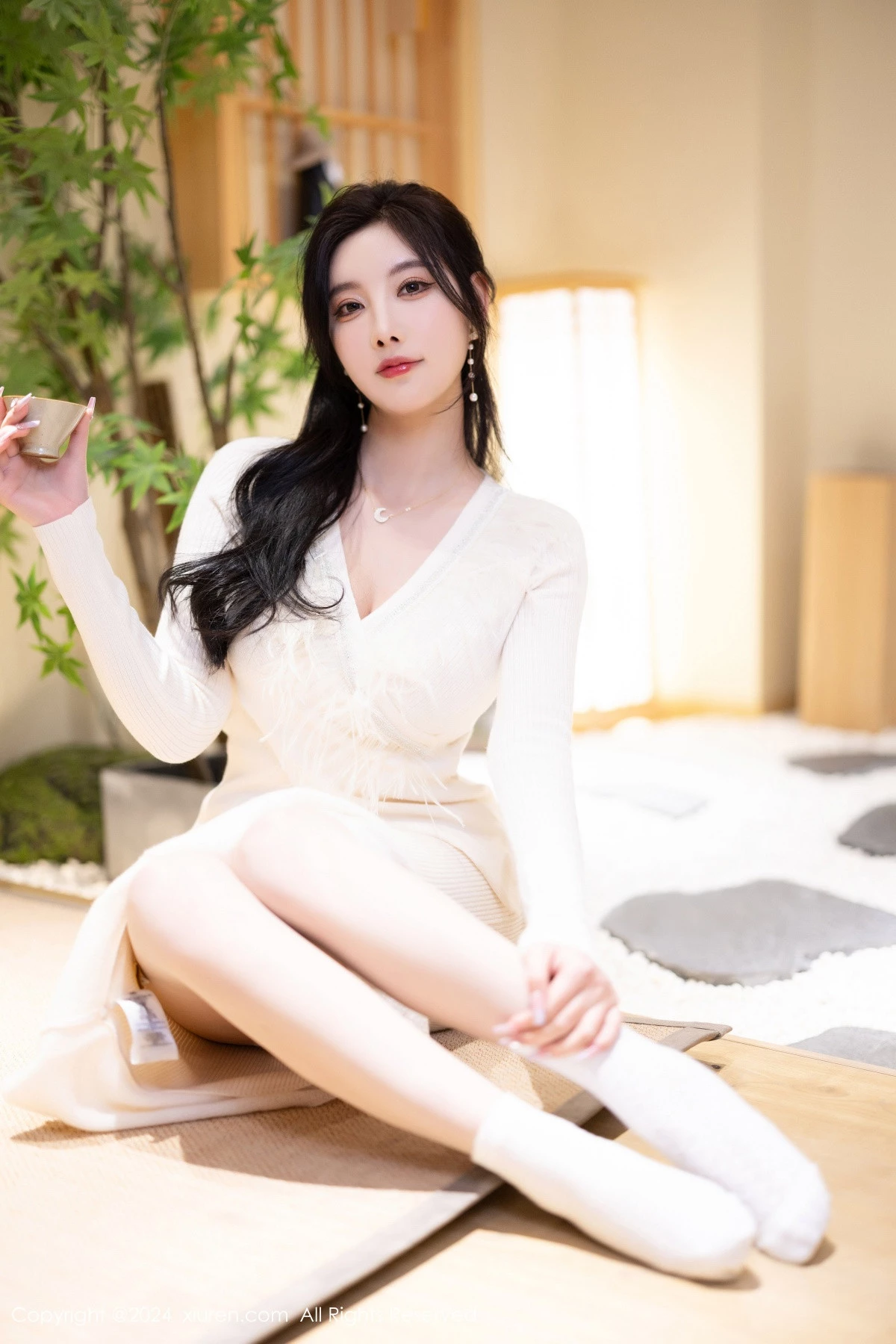 [XiuRen秀人网] 2024.04.09 No.8363 杨晨晨Yome 丝袜美腿 [82P] NO.7