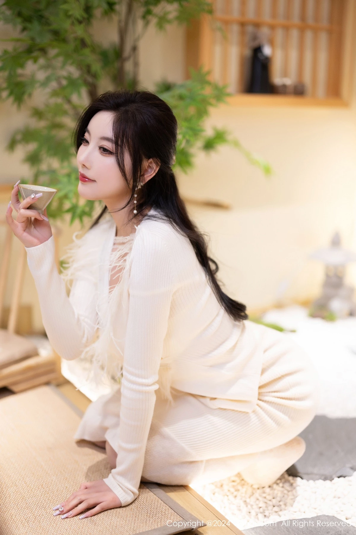 [XiuRen秀人网] 2024.04.09 No.8363 杨晨晨Yome 丝袜美腿 [82P] NO.5