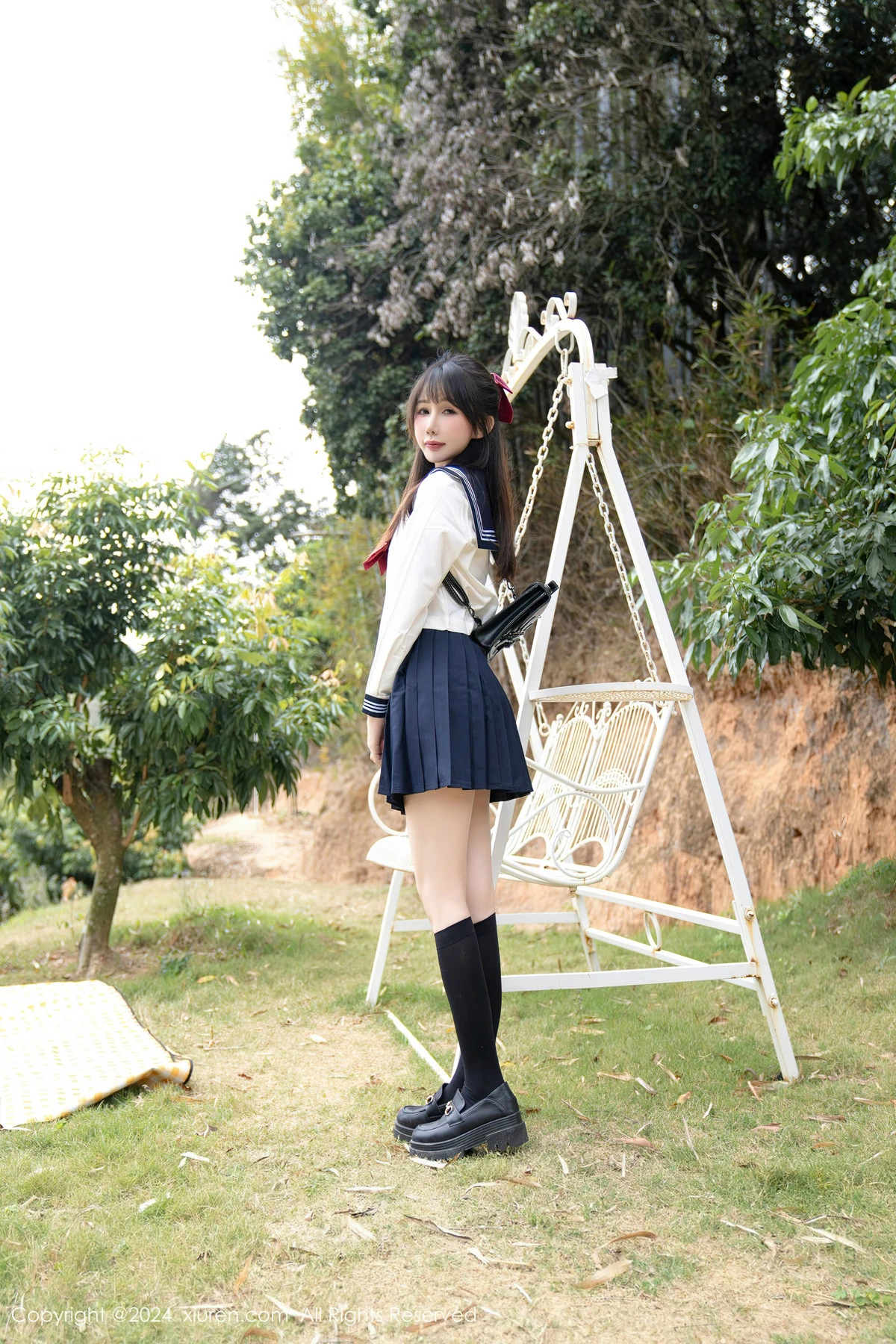 [XiuRen秀人网] 2024.04.10 No.8365 波巧酱 性感美腿 [85P] NO.8