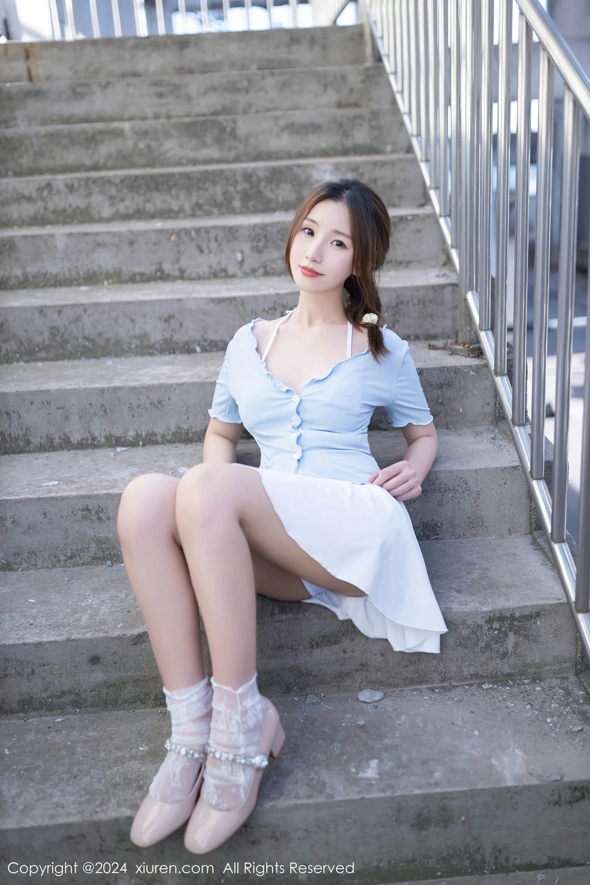 [XiuRen秀人网] 2024.04.10 No.8369 杏子Yada 短裙美腿 [85P] NO.10