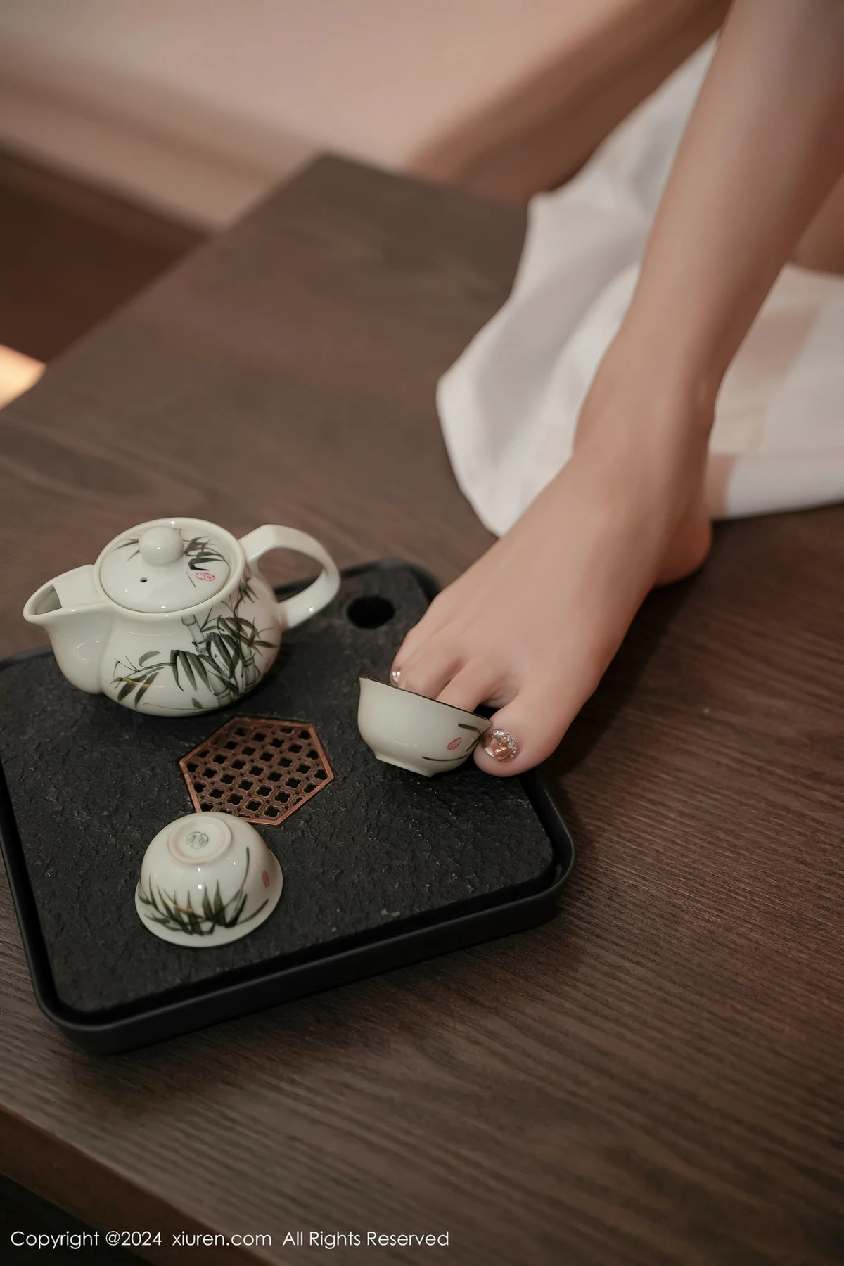 [XiuRen秀人网] 2024.04.10 No.8367 苏曼兮 美腿性感 [85P] NO.8