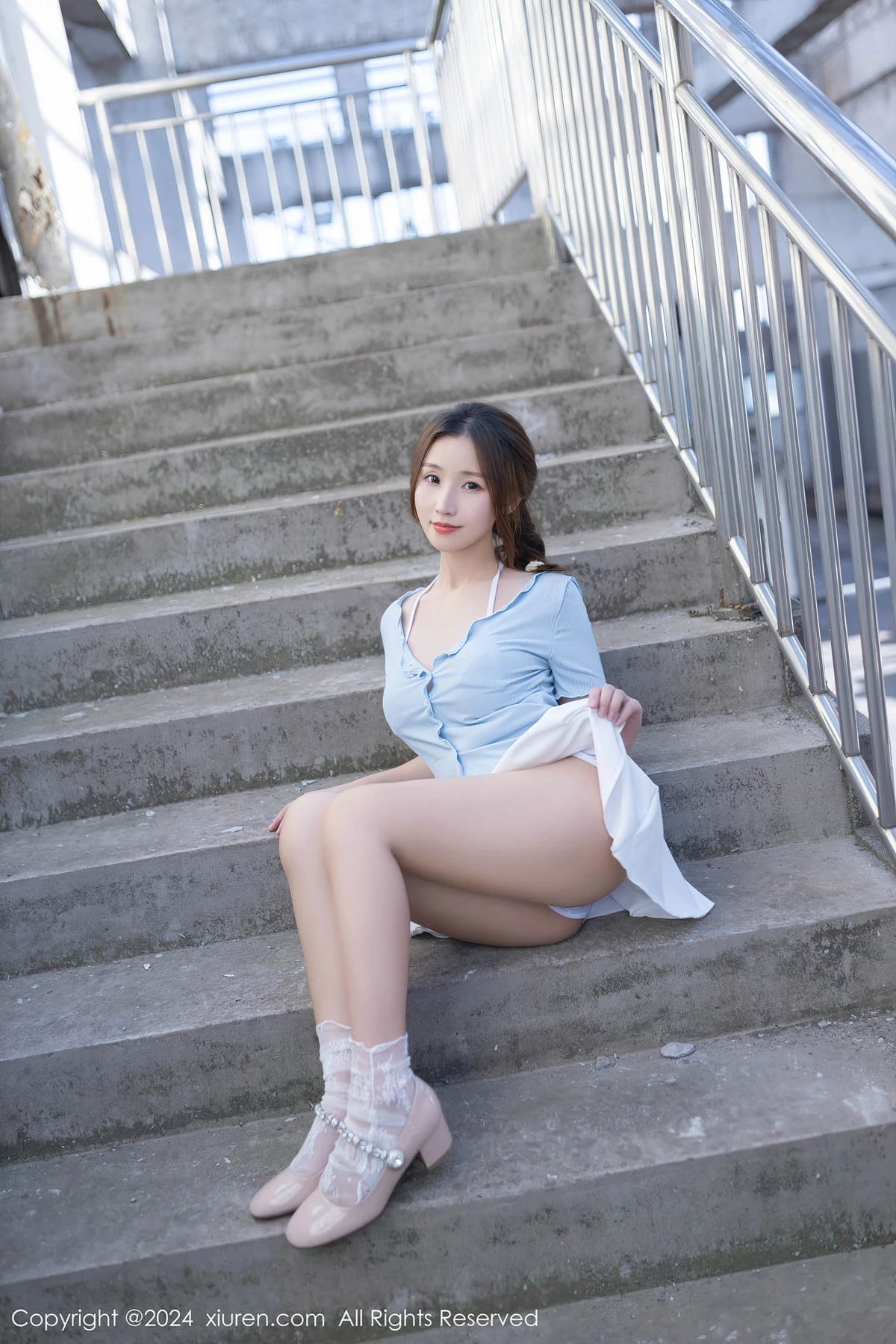 [XiuRen秀人网] 2024.04.10 No.8369 杏子Yada 短裙美腿 [85P] NO.12