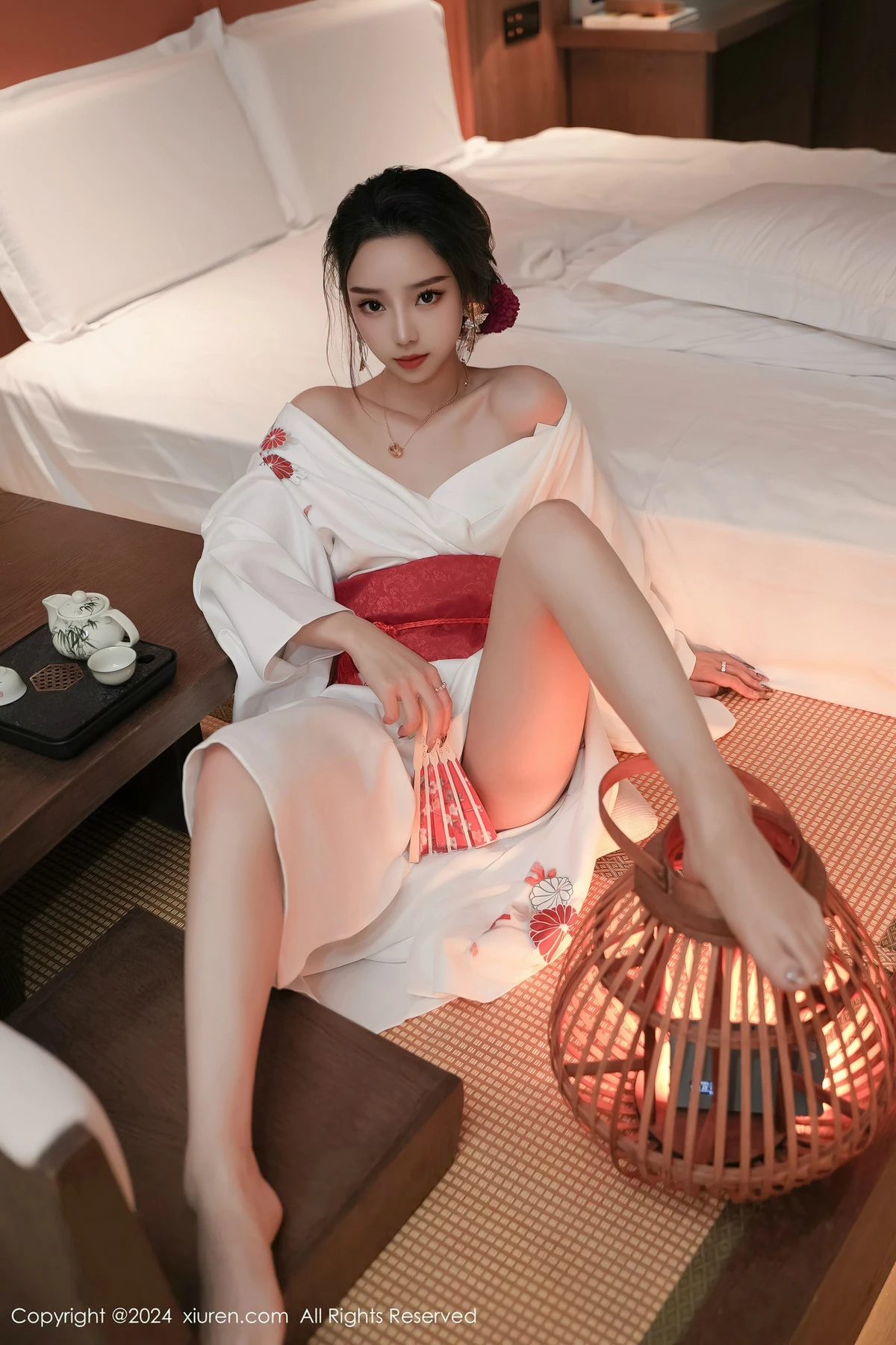 [XiuRen秀人网] 2024.04.10 No.8367 苏曼兮 美腿性感 [85P] NO.1