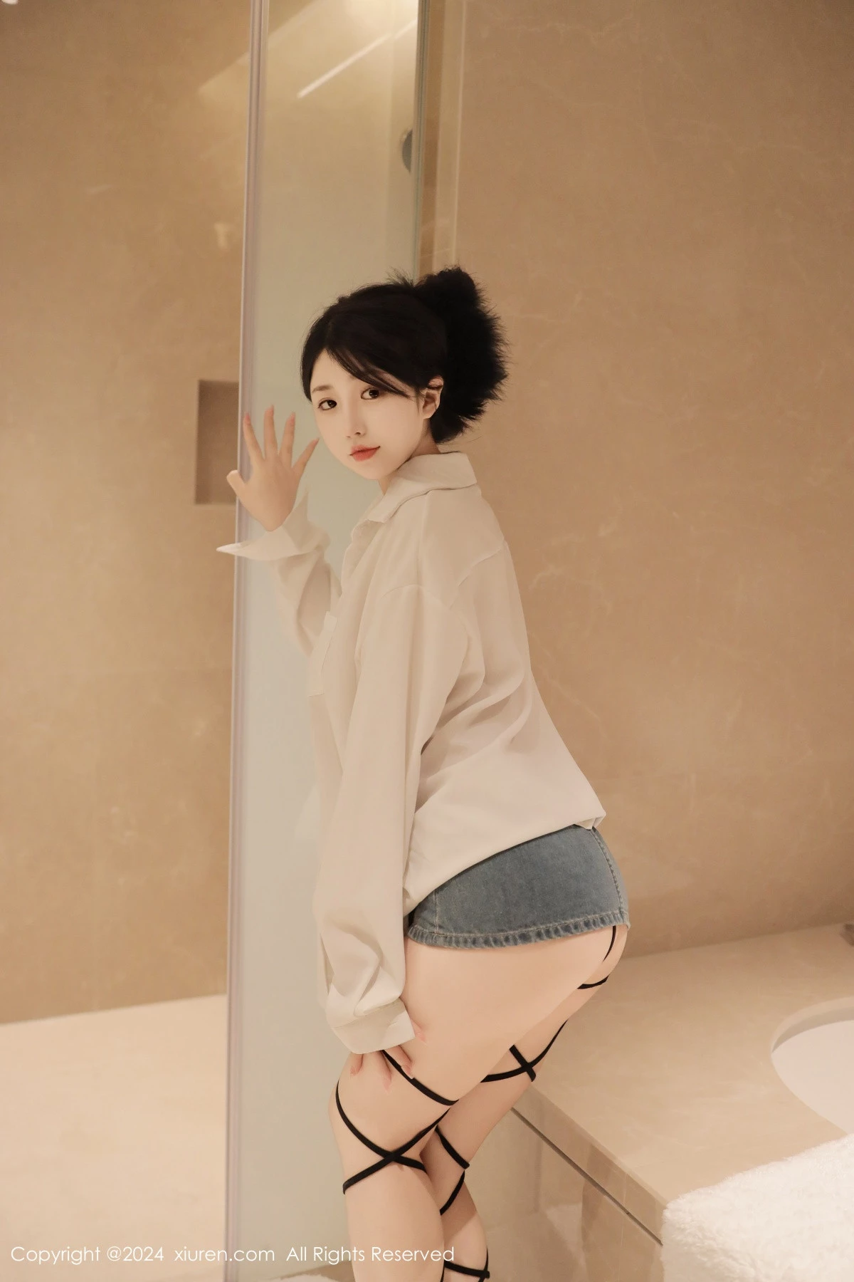 [XiuRen秀人网] 2024.04.16 No.8400 陈小花 美胸性感 [77P] NO.7