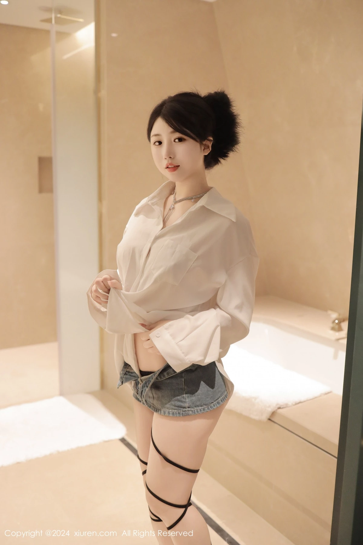 [XiuRen秀人网] 2024.04.16 No.8400 陈小花 美胸性感 [77P] NO.3