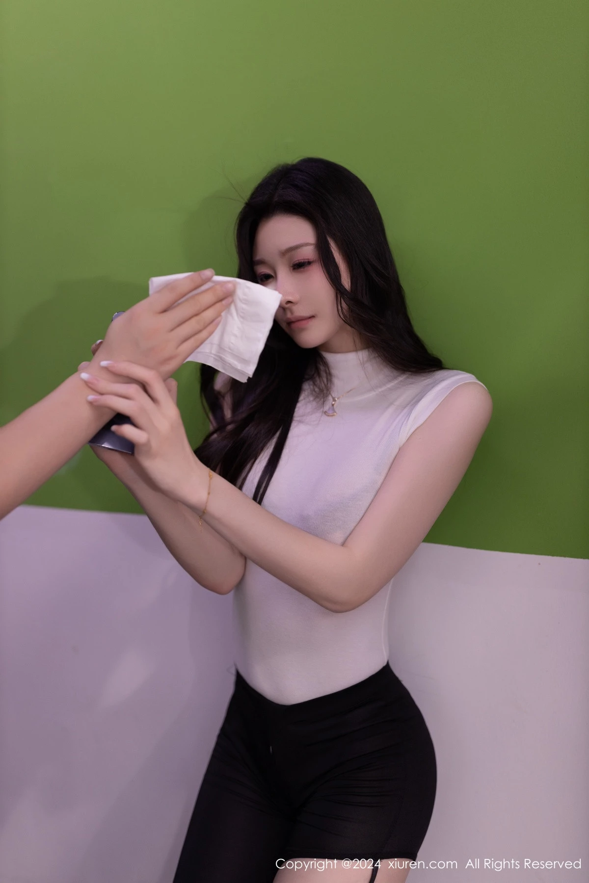 [XiuRen秀人网] 2024.03.21 No.8270 小逗逗 性感美臀 [80P] NO.4