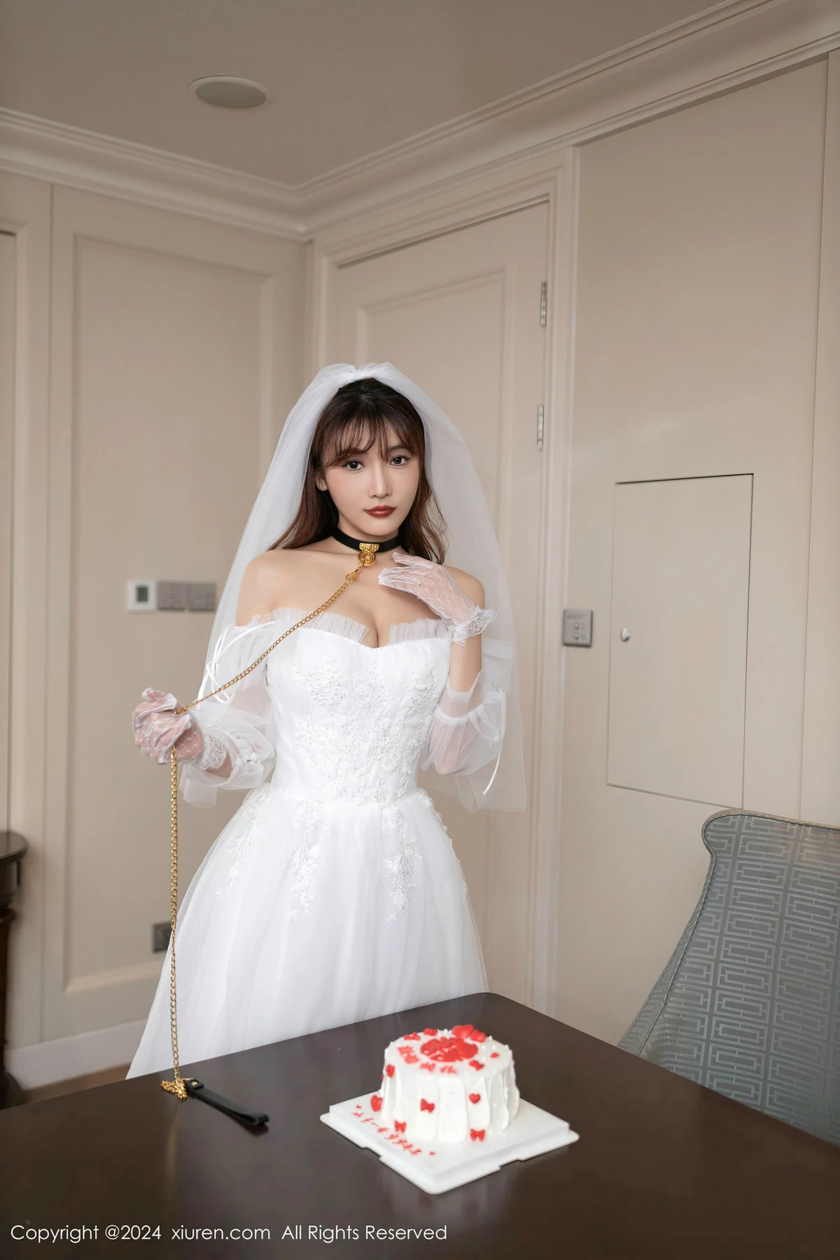 [XiuRen秀人网] 2024.04.18 No.8418 陆萱萱 丝袜美腿 [80P] NO.8