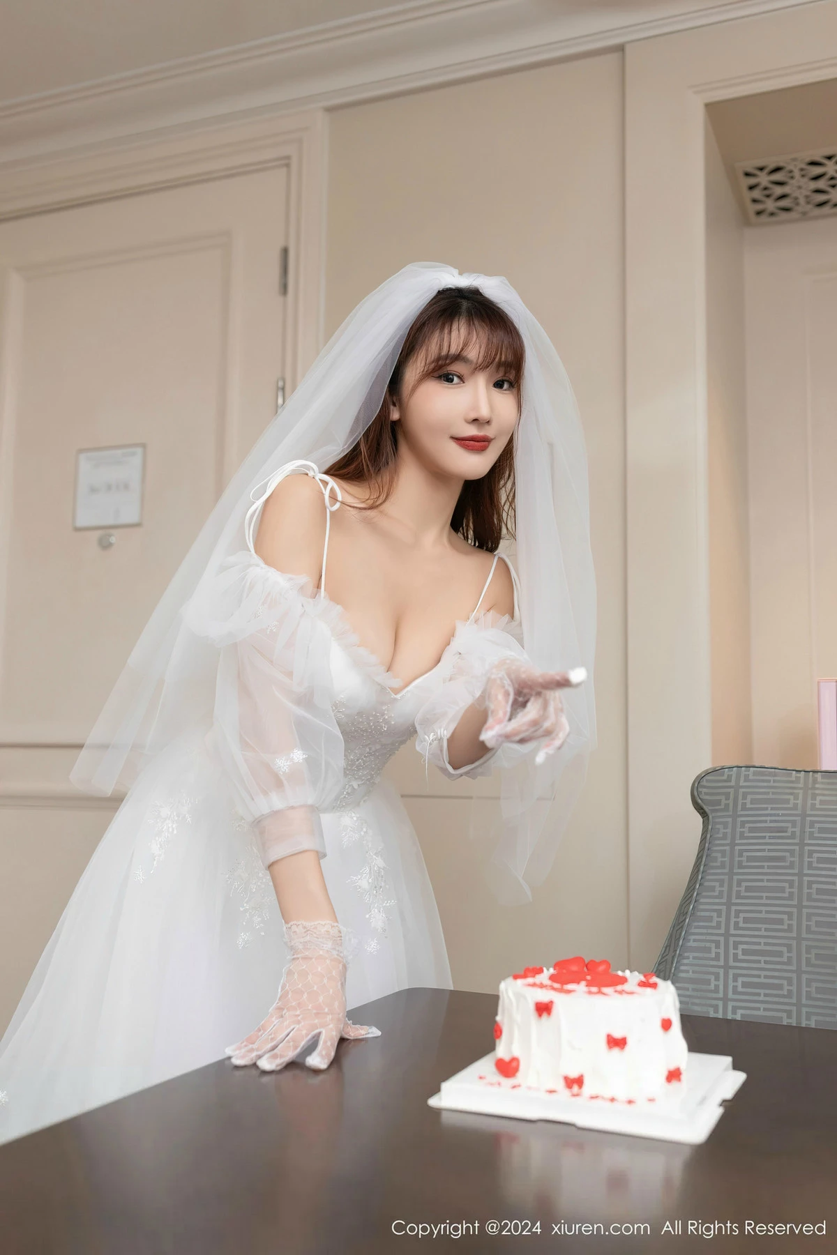 [XiuRen秀人网] 2024.04.18 No.8418 陆萱萱 丝袜美腿 [80P] NO.4