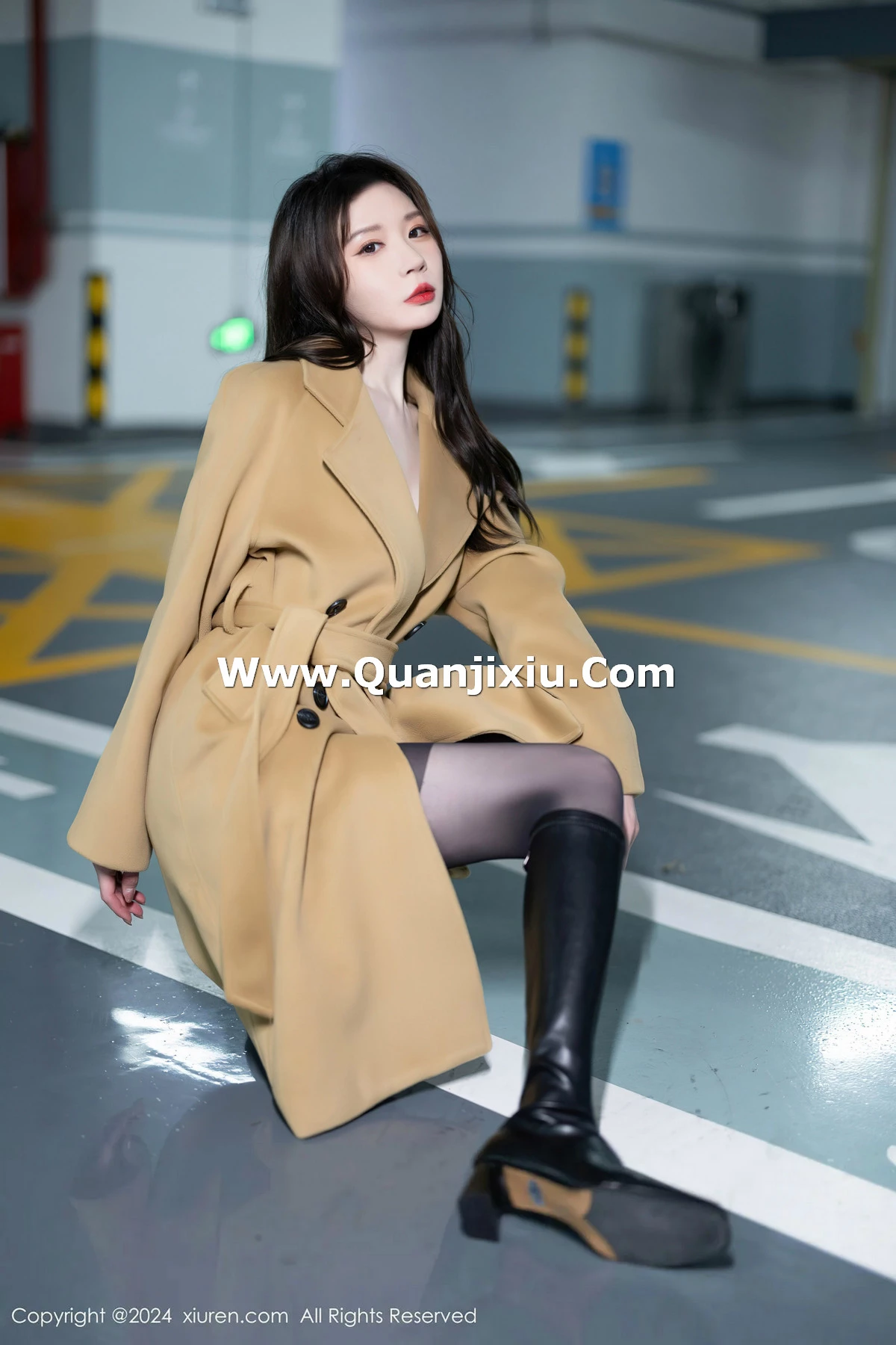 [XiuRen秀人网] 2024.04.18 No.8414 梦心玥 黑丝美腿 [80P] NO.4