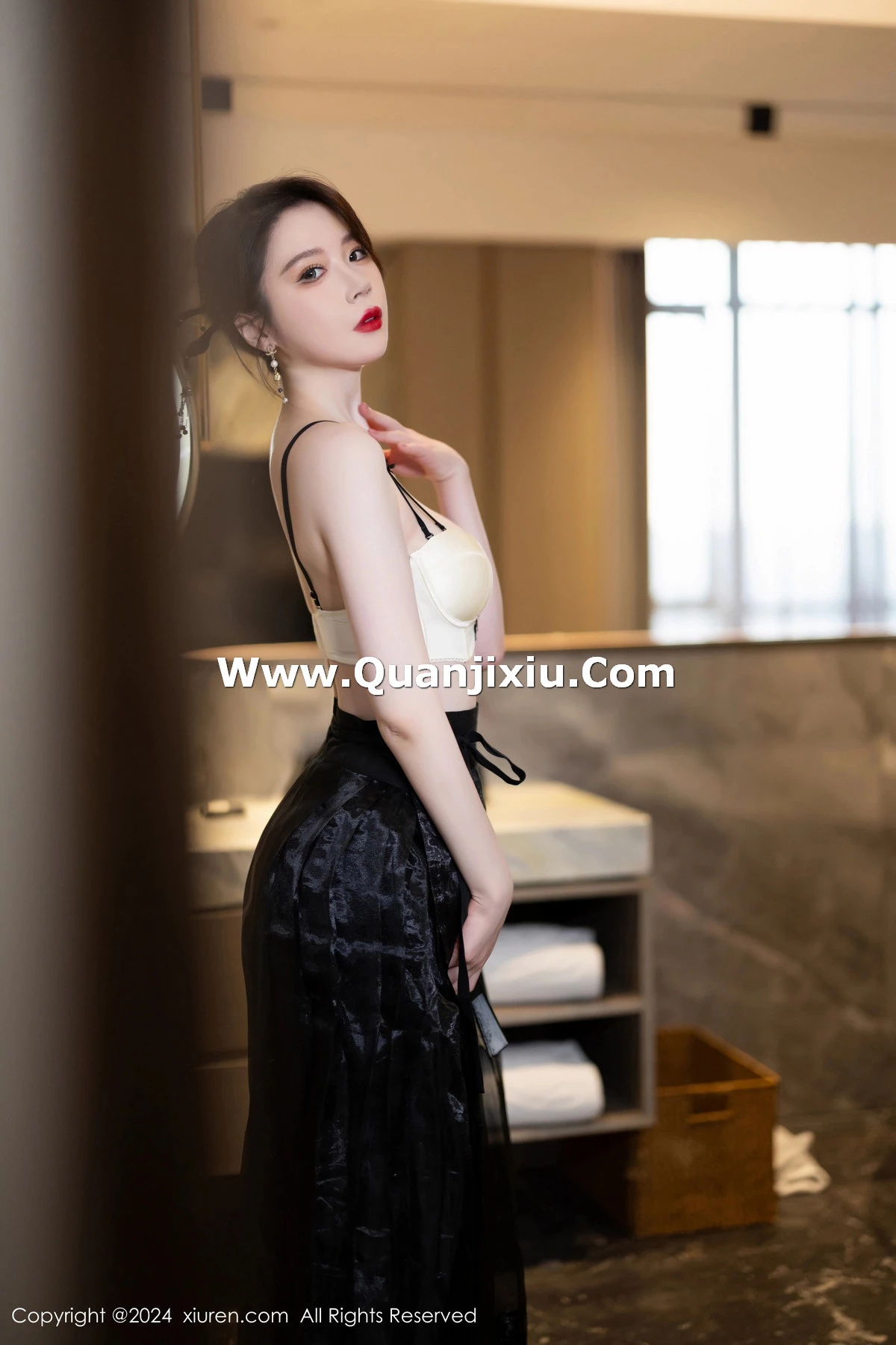 [XiuRen秀人网] 2024.04.28 No.8465 梦心玥 修长美腿 [82P] NO.9