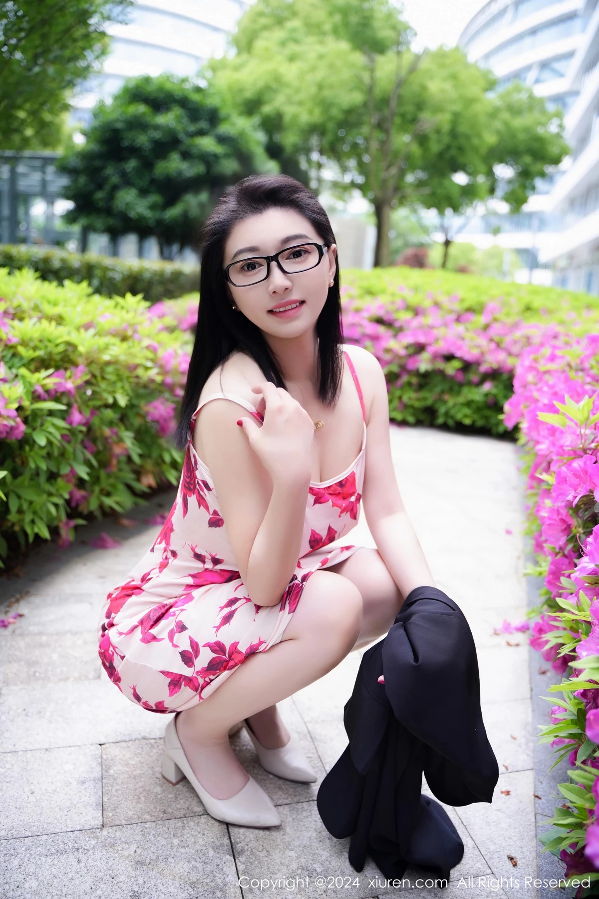 [XiuRen秀人网] 2024.04.29 No.8468 雅茹老师 长裙美臀 [79P] NO.11