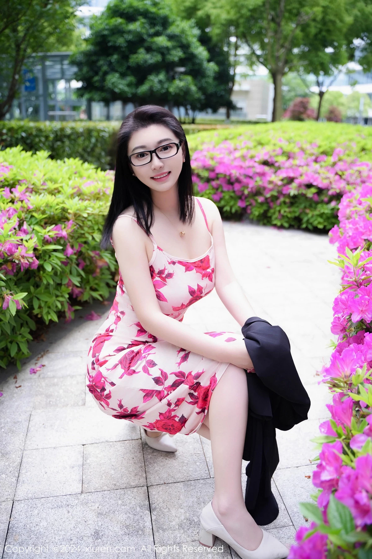 [XiuRen秀人网] 2024.04.29 No.8468 雅茹老师 长裙美臀 [79P] NO.9