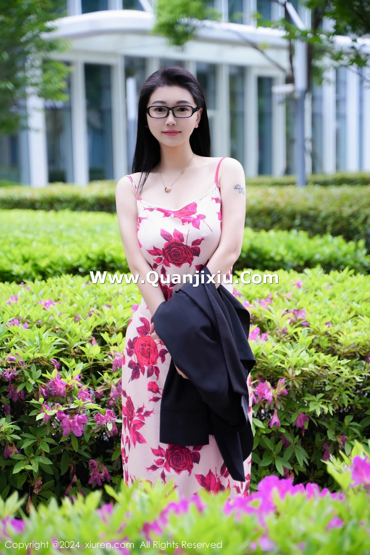 [XiuRen秀人网] 2024.04.29 No.8468 雅茹老师 长裙美臀 [79P] NO.6