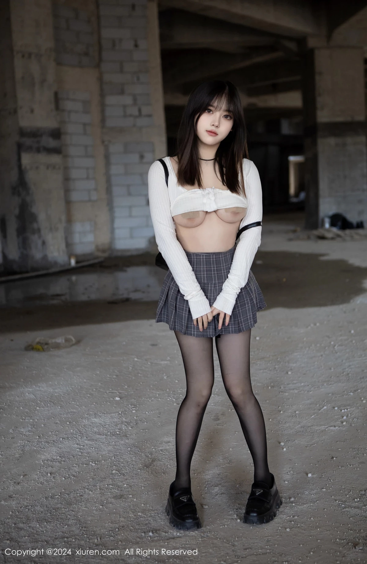 [XiuRen秀人网] 2024.04.23 No.8439 豆瓣酱 美腿黑丝 [85P] NO.6