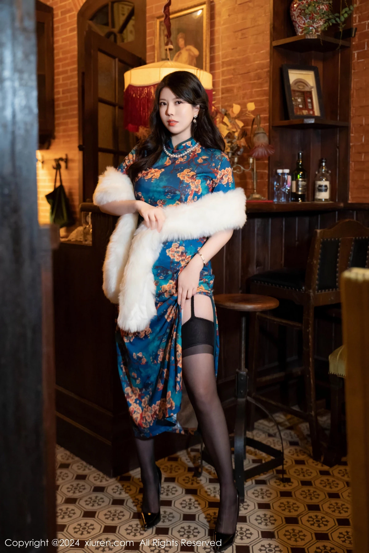 [XiuRen秀人网] 2024.04.30 No.8476 白茹雪abby 旗袍黑丝 [60P] NO.12