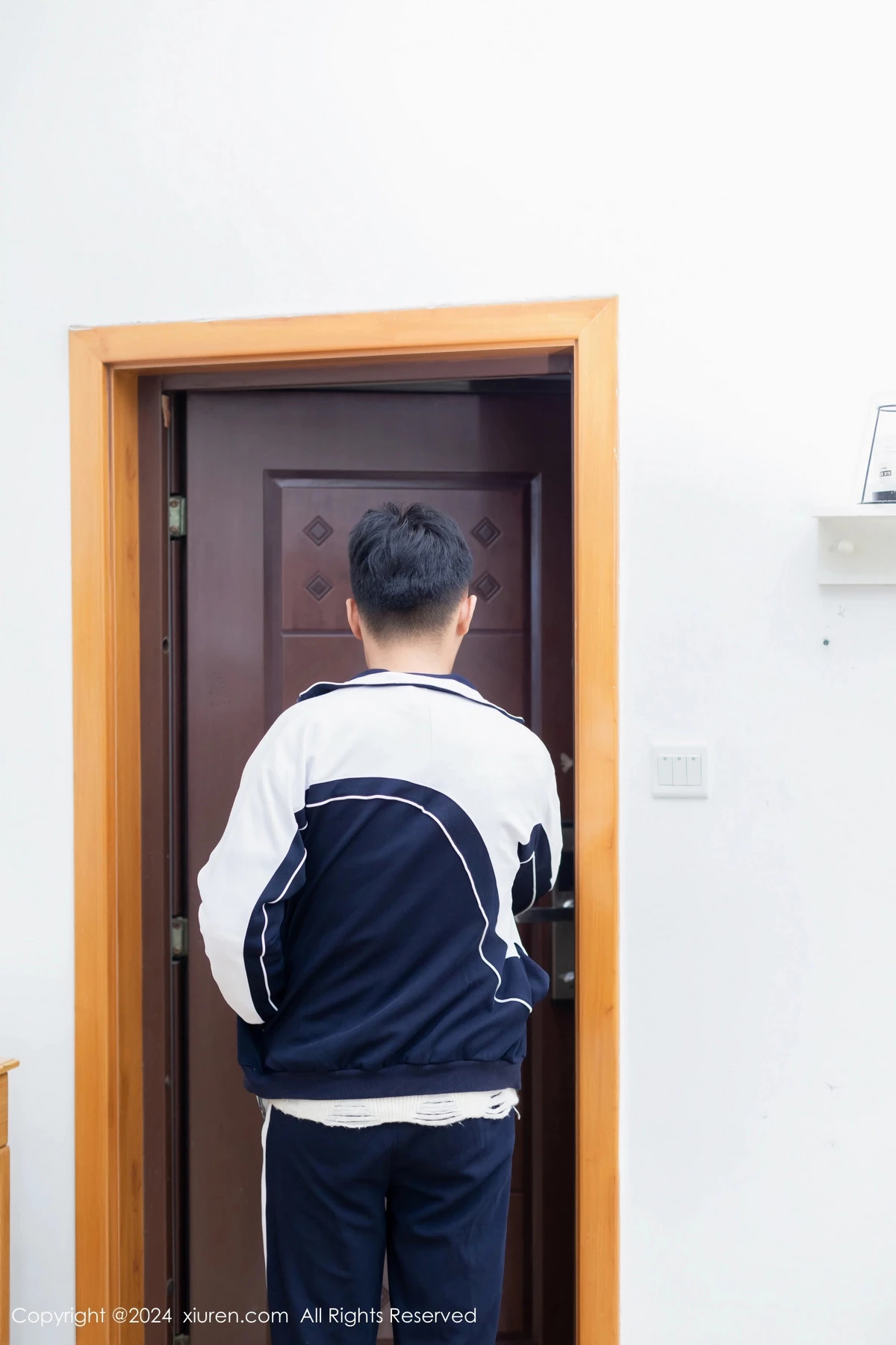 [XiuRen秀人网] 2024.04.30 No.8482 豆瓣酱 美腿丝袜 [119P] NO.8