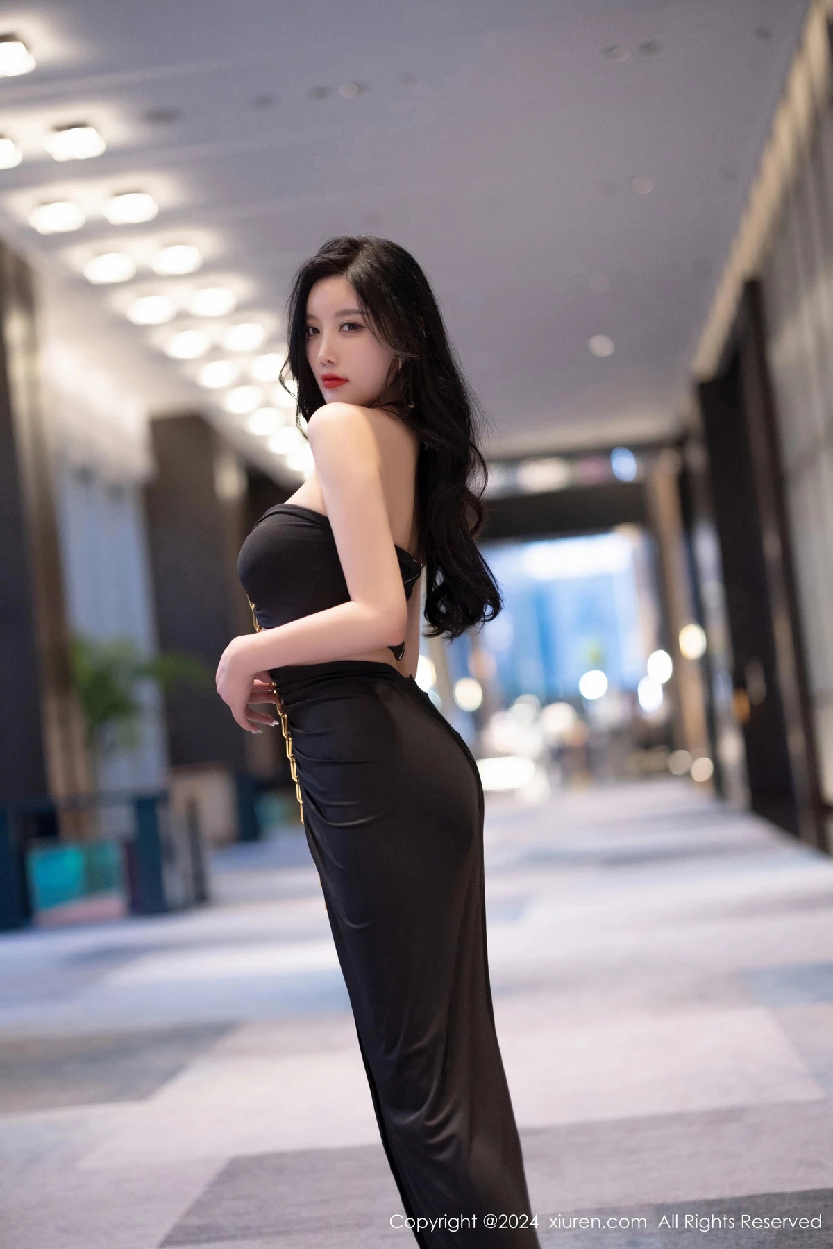 [XiuRen秀人网] 2024.04.30 No.8484 杨晨晨Yome 黑丝美腿 [76P] NO.2