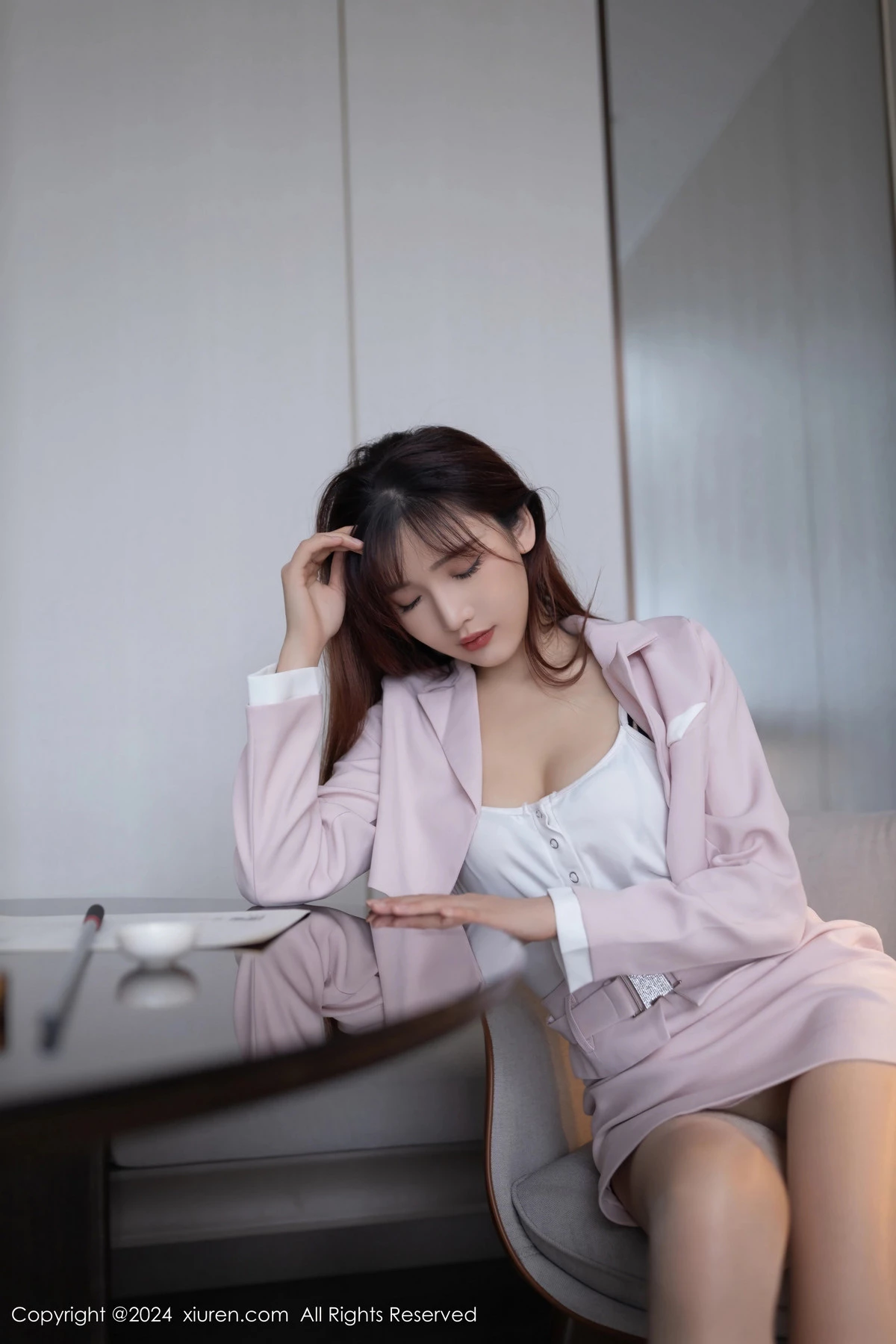 [XiuRen秀人网] 2024.04.30 No.8485 唐安琪 丝袜美腿 [80P] NO.8