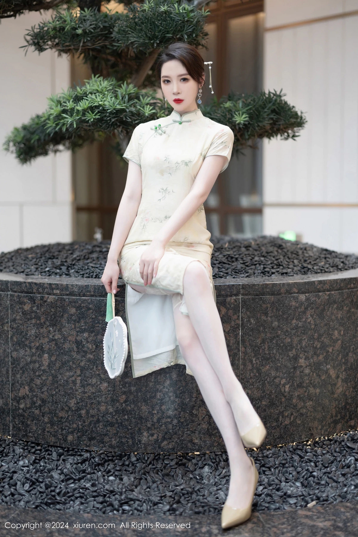 [XiuRen秀人网] 2024.05.07 No.8497 梦心玥 丝袜美腿 [83P] NO.5