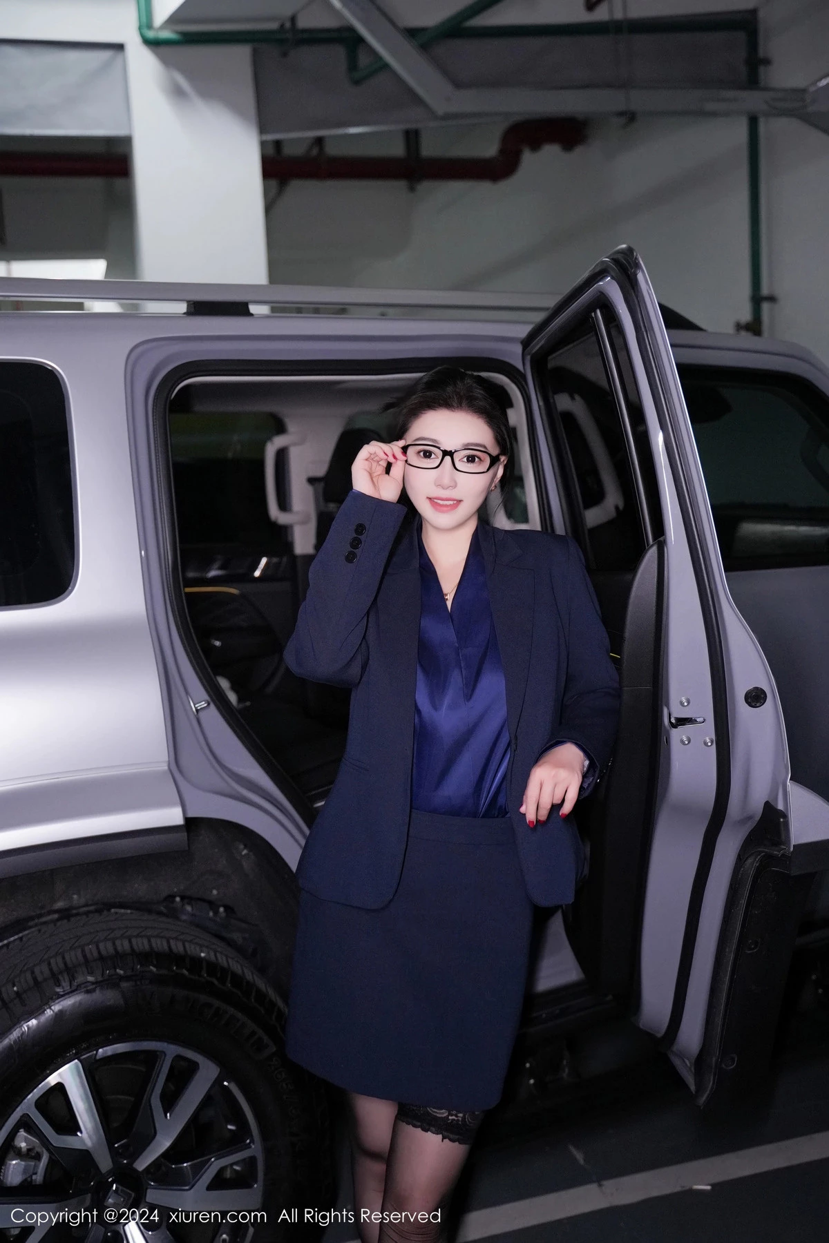 [XiuRen秀人网] 2024.05.07 No.8495 雅茹老师 豪车美女 [88P] NO.10