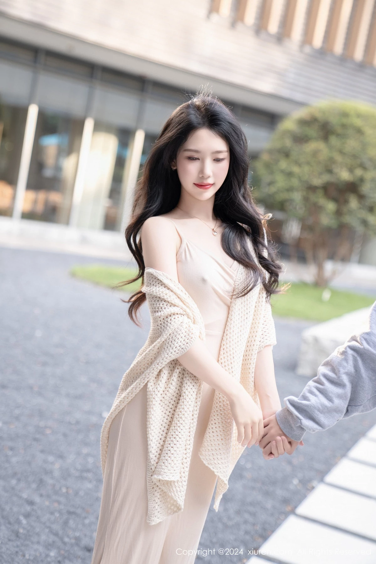 [XiuRen秀人网] 2024.05.17 No.8559 利世 黑丝美腿 [84P] NO.1