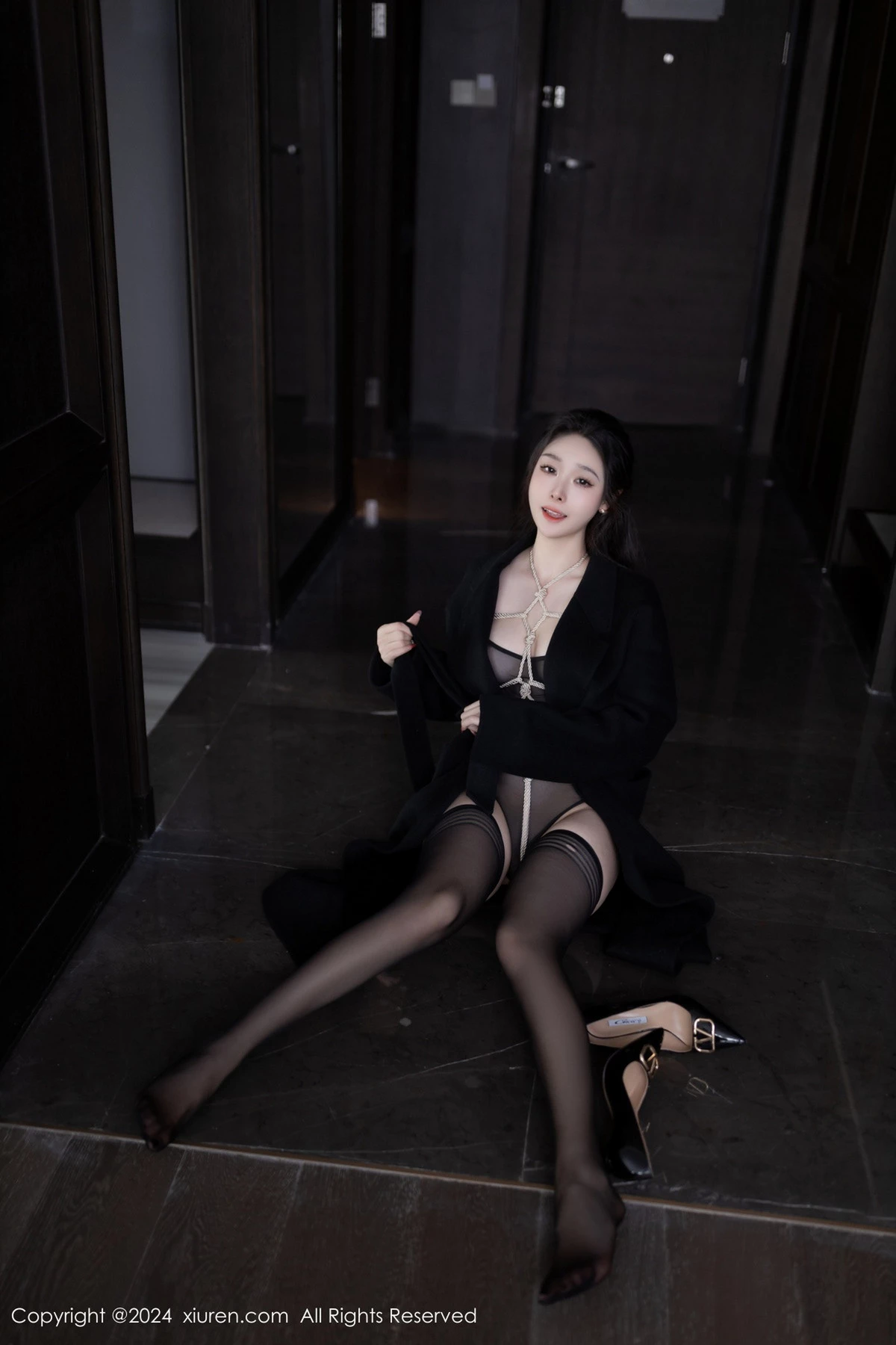 [XiuRen秀人网] 2024.05.16 No.8552 小逗逗 黑丝美腿 [80P] NO.12