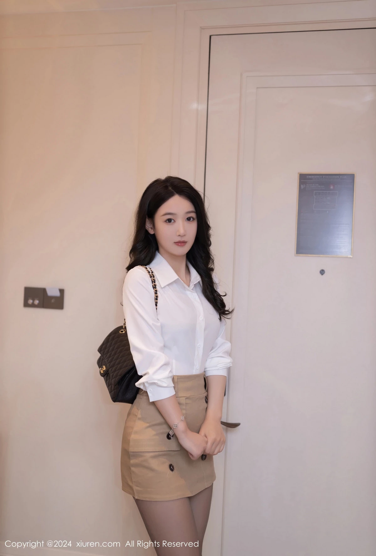 [XiuRen秀人网] 2024.05.20 No.8571 唐安琪 黑丝美腿 [80P] NO.1