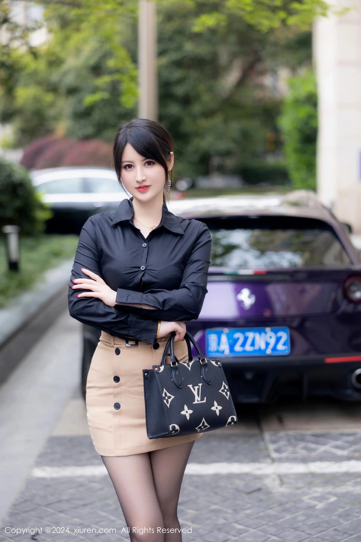 [XiuRen秀人网] 2024.05.20 No.8569 诗诗kiki 黑丝美腿 [83P] NO.8