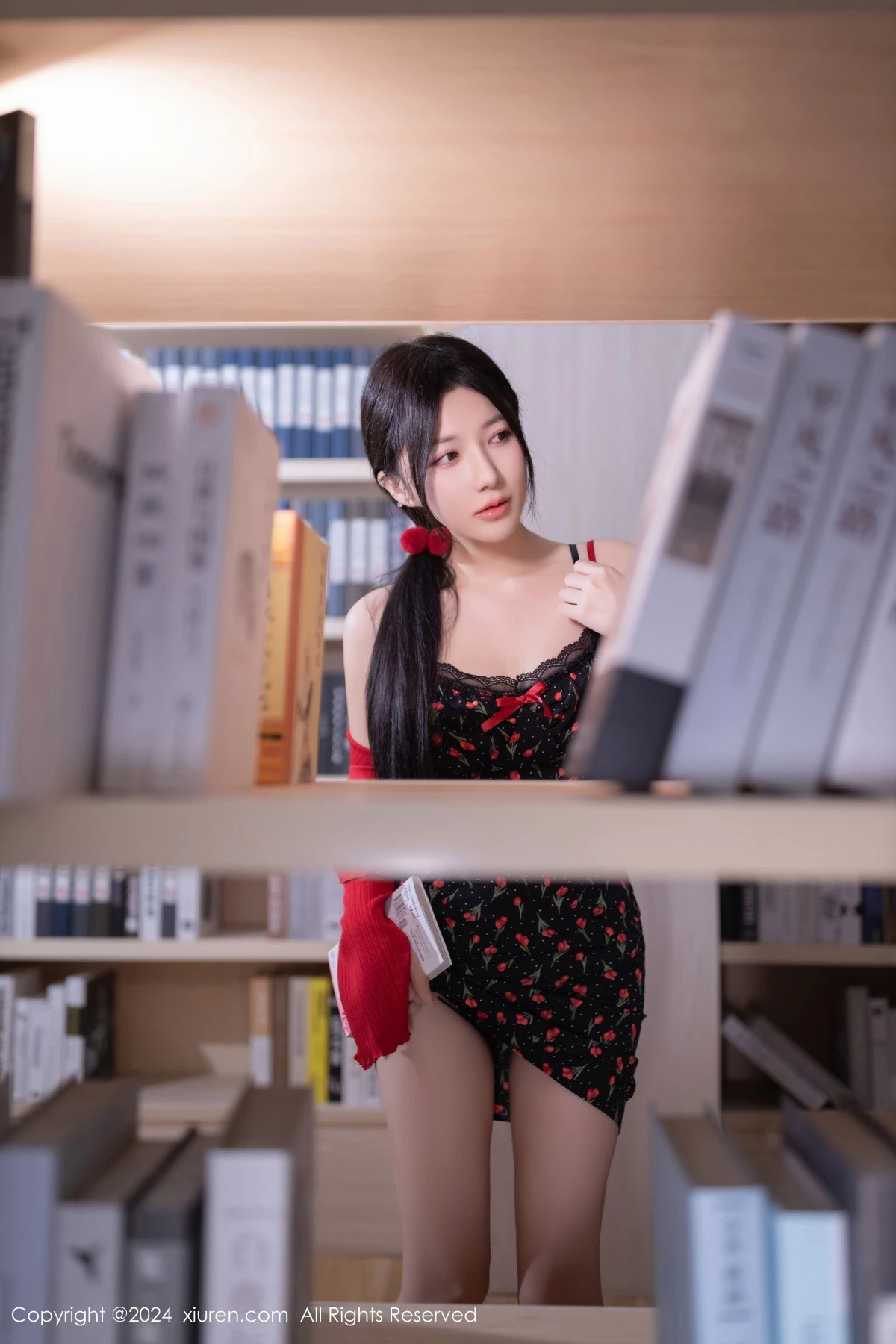 [XiuRen秀人网] 2024.05.24 No.8596 鱼子酱Fish 丝袜美腿 [81P] NO.7