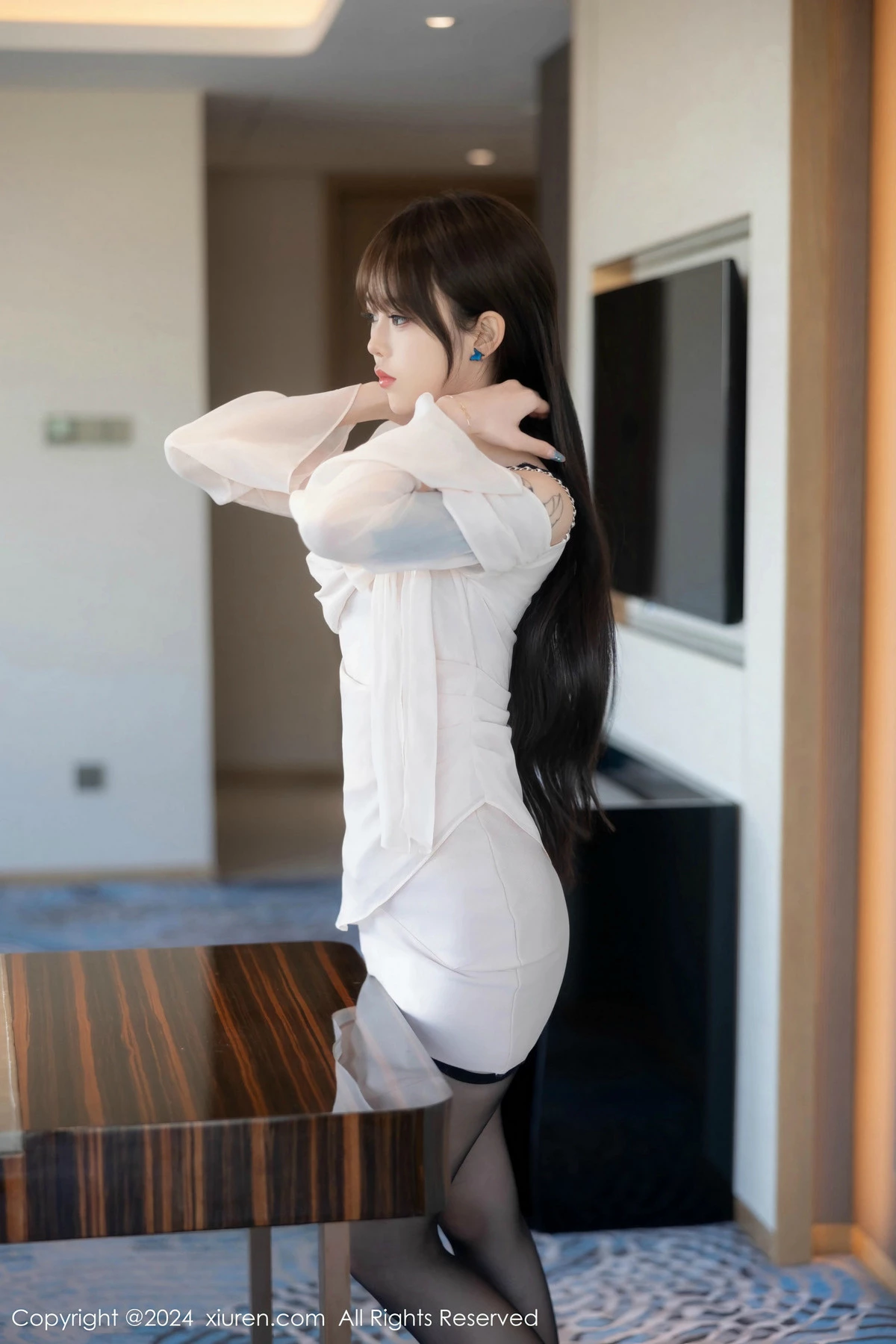 [XiuRen秀人网] 2024.05.24 No.8591 奶瓶. 黑丝美腿 [85P] NO.11