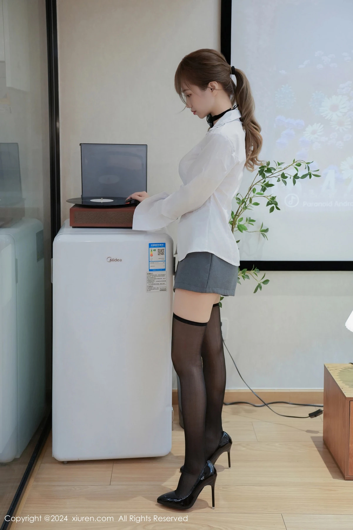 [XiuRen秀人网] 2024.05.28 No.8609 甜白酱 黑丝美腿 [84P] NO.7