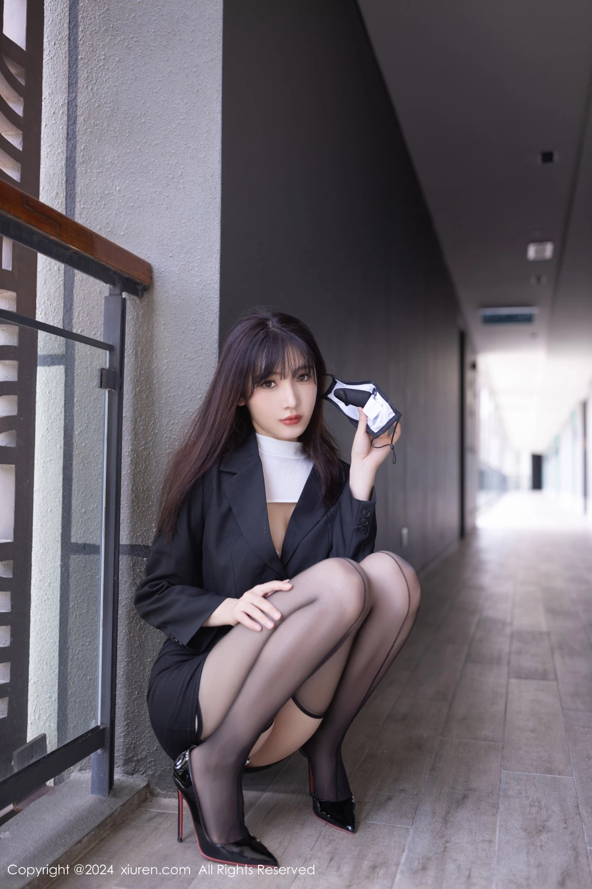 [XiuRen秀人网] 2024.05.30 No.8627 陆萱萱 黑丝美腿 [80P] NO.6