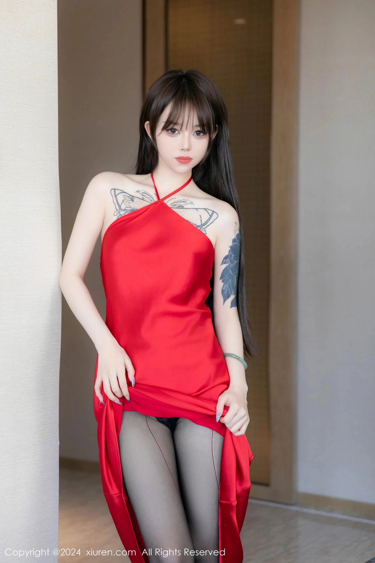 [XiuRen秀人网] 2024.05.31 No.8630 奶瓶. 长裙美腿 [90P] NO.3