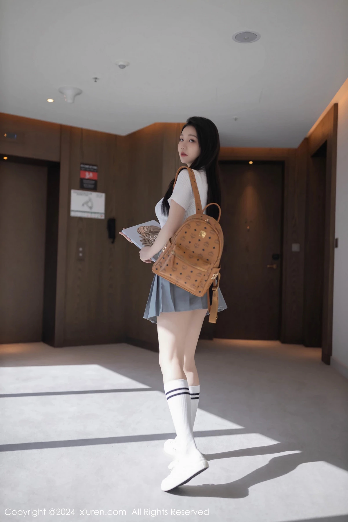 [XiuRen秀人网] 2024.06.04 No.8649 安然anran 美腿短裙 [80P] NO.10