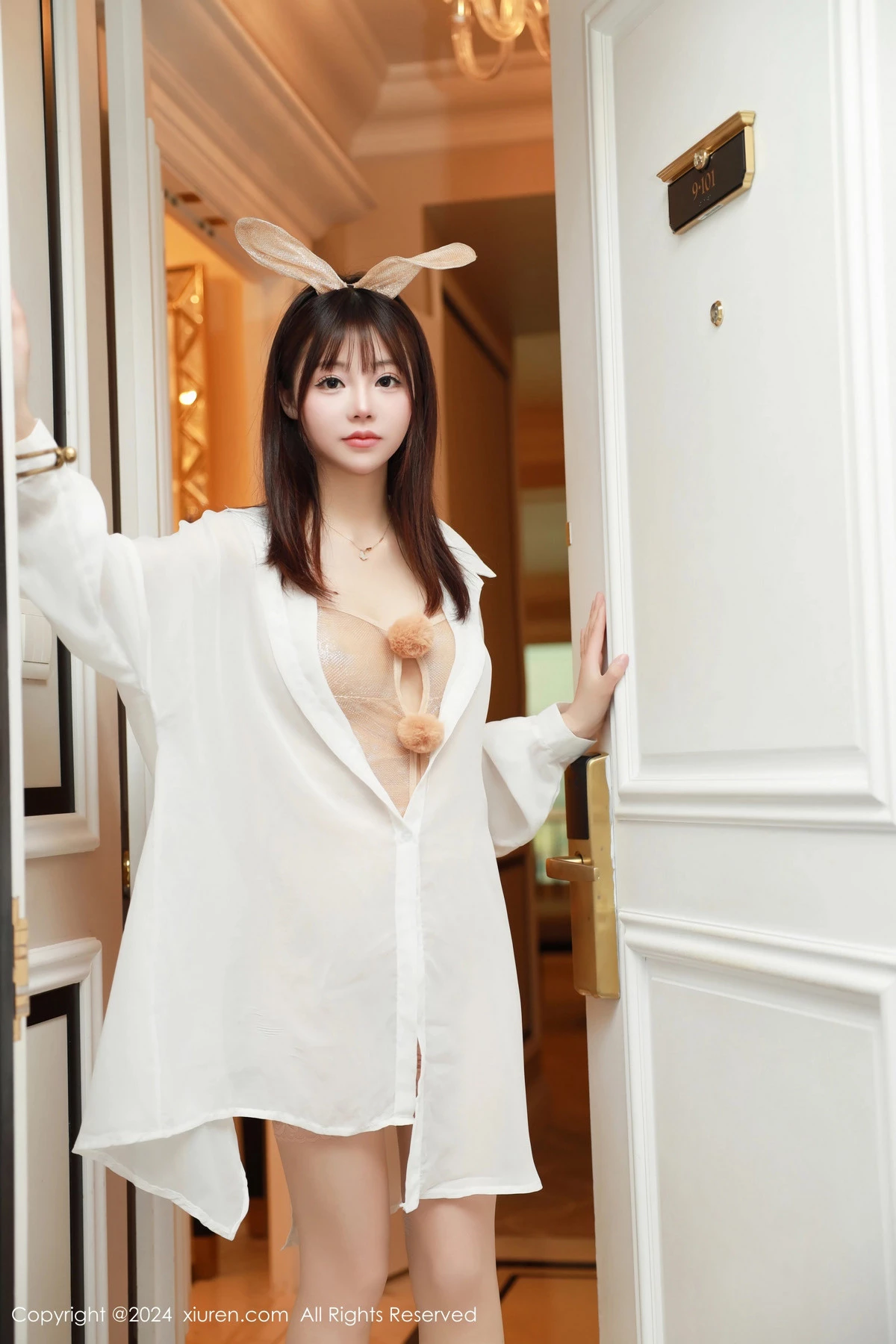 [XiuRen秀人网] 2024.06.04 No.8645 佘贝拉Bella 丝袜美腿 [66P] NO.6