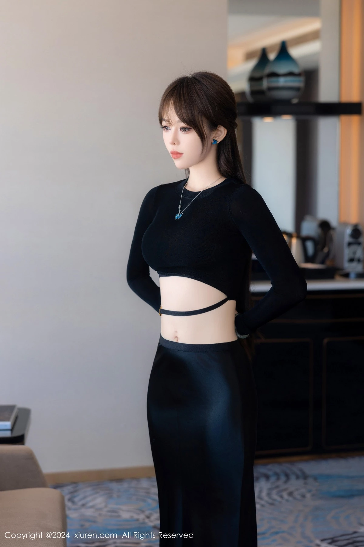 [XiuRen秀人网] 2024.06.06 No.8661 奶瓶. 美腿性感 [83P] NO.11