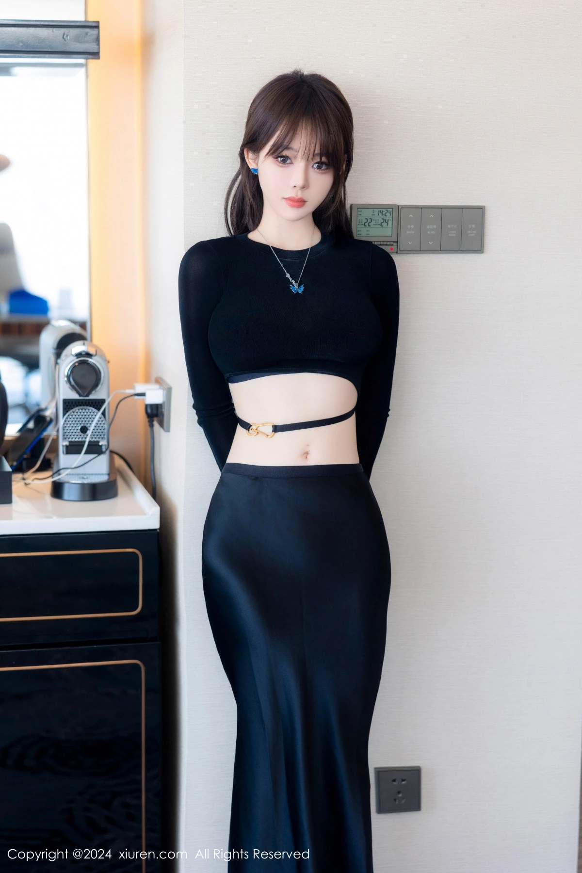 [XiuRen秀人网] 2024.06.06 No.8661 奶瓶. 美腿性感 [83P] NO.1