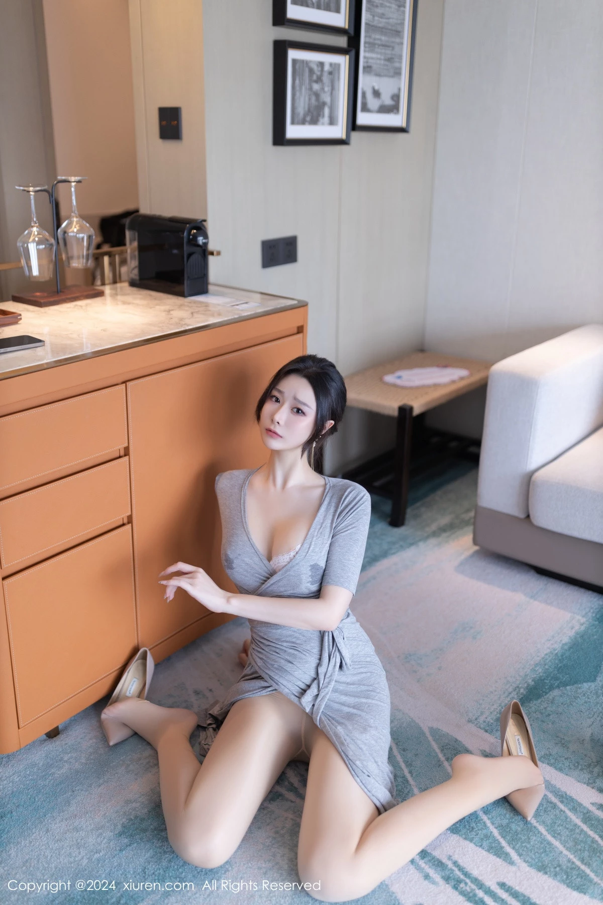 [XiuRen秀人网] 2024.06.13 No.8699 小逗逗 丝袜美腿 [80P] NO.12