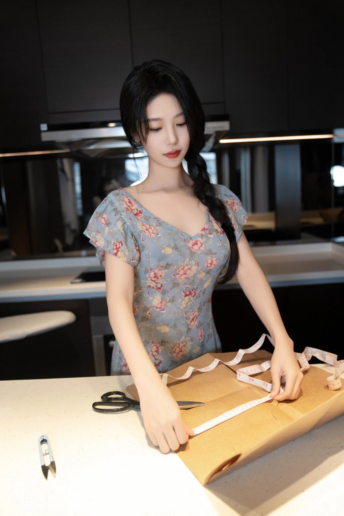 [XiuRen秀人网] 2024.06.14 No.8704 利世 丝袜美腿 [80P] NO.11