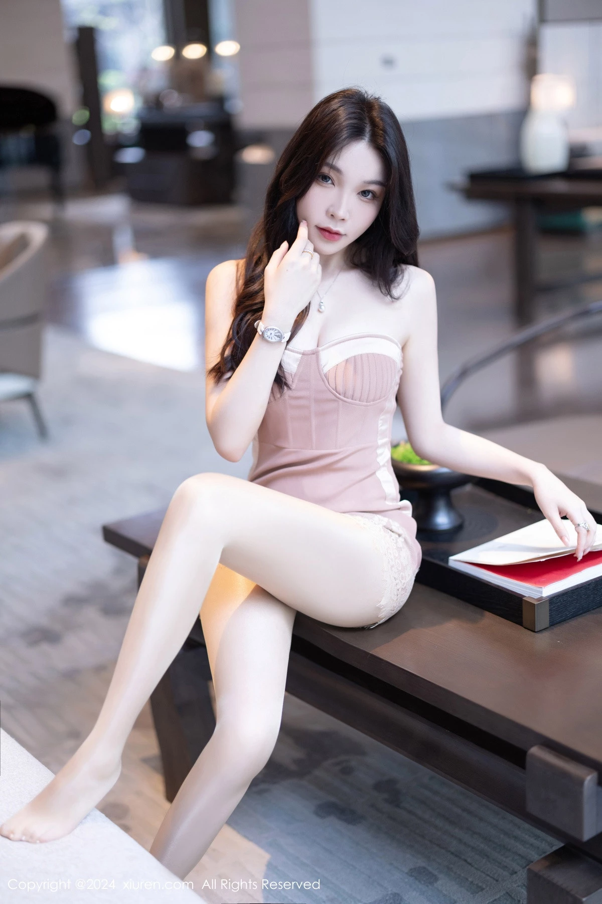 [XiuRen秀人网] 2024.06.17 No.8713 徐莉芝Booty 黑丝美腿 [90P] NO.9