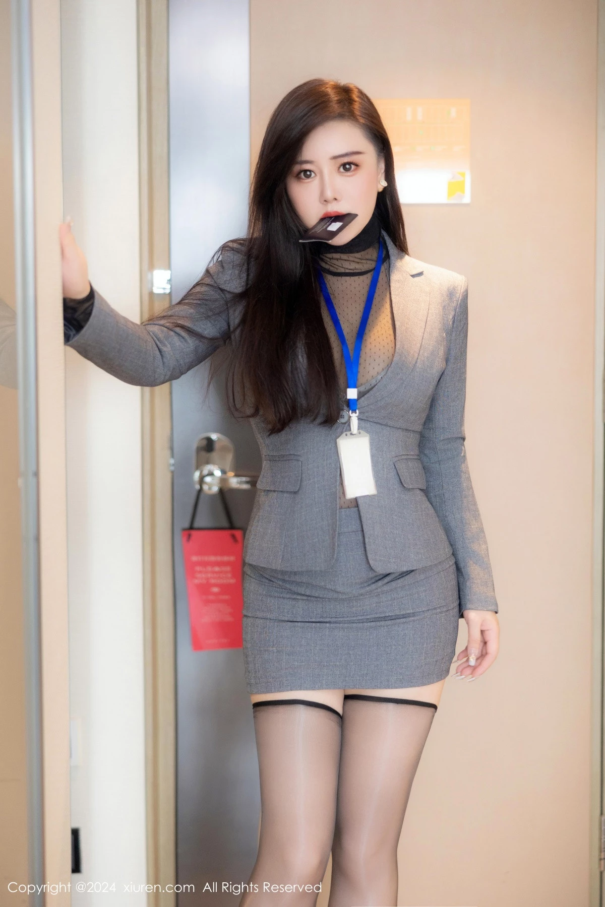 [XiuRen秀人网] 2024.06.17 No.8712 王婉悠Queen 黑丝美腿 [82P] NO.6