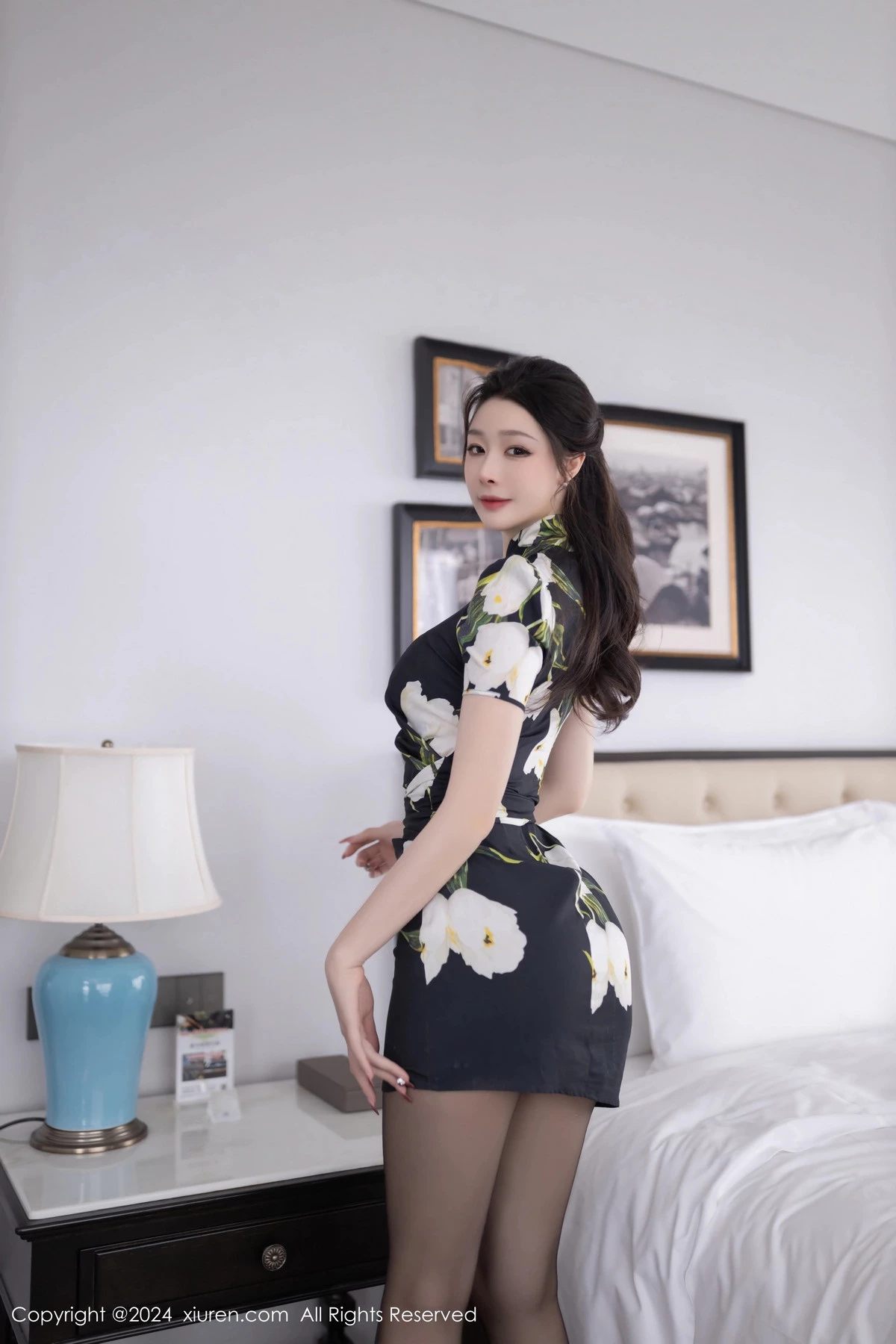 [XiuRen秀人网] 2024.06.27 No.8768 小逗逗 黑丝美腿 [80P] NO.1