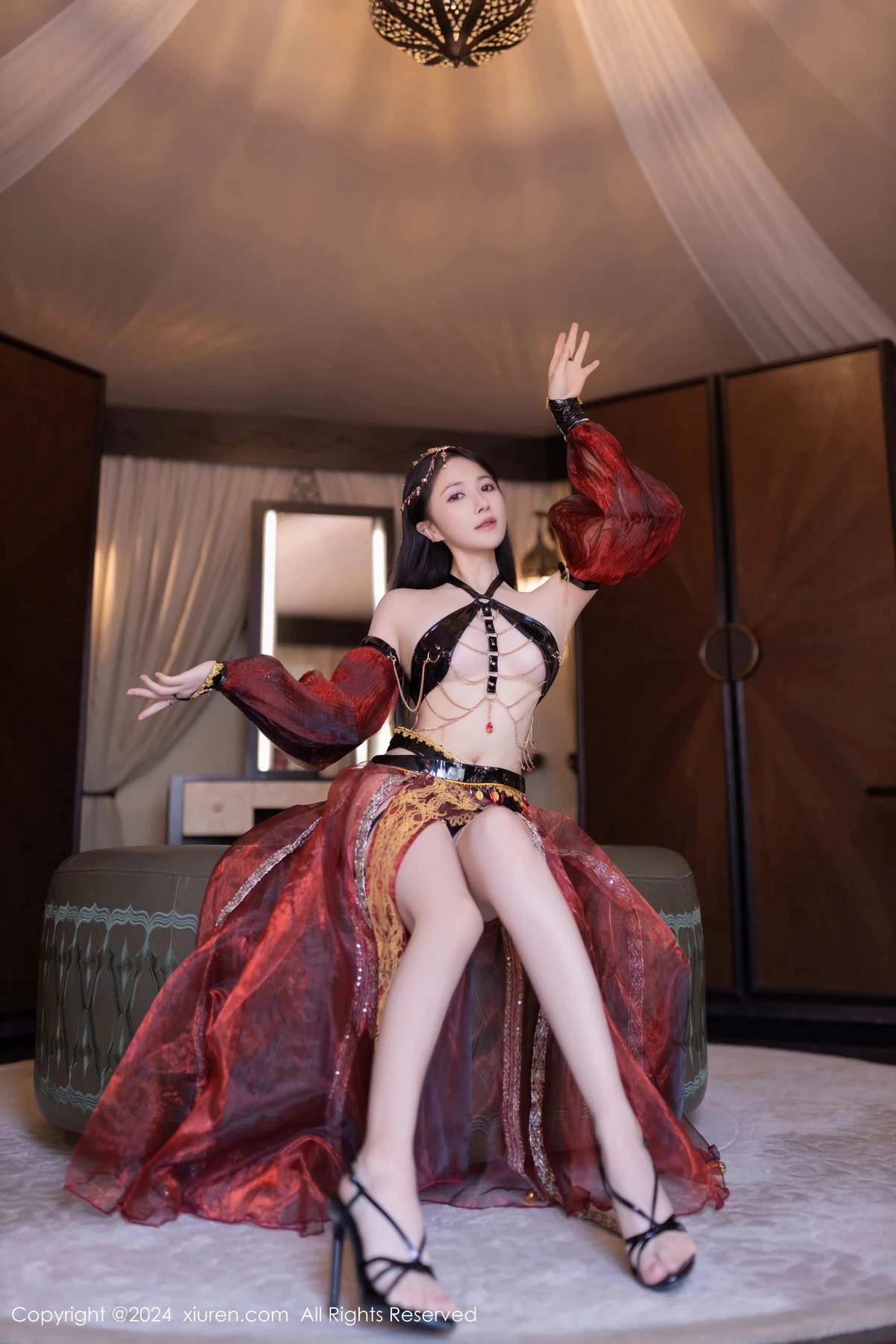 [XiuRen秀人网] 2024.06.28 No.8778 鱼子酱Fish 舞娘装扮 [80P] NO.10