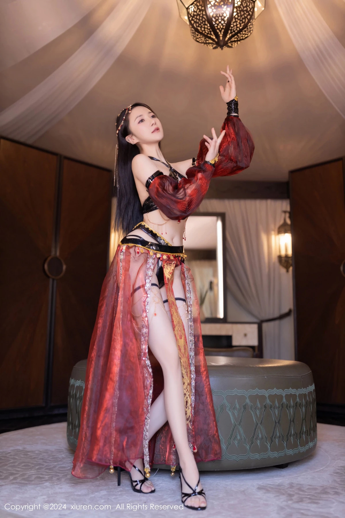 [XiuRen秀人网] 2024.06.28 No.8778 鱼子酱Fish 舞娘装扮 [80P] NO.9